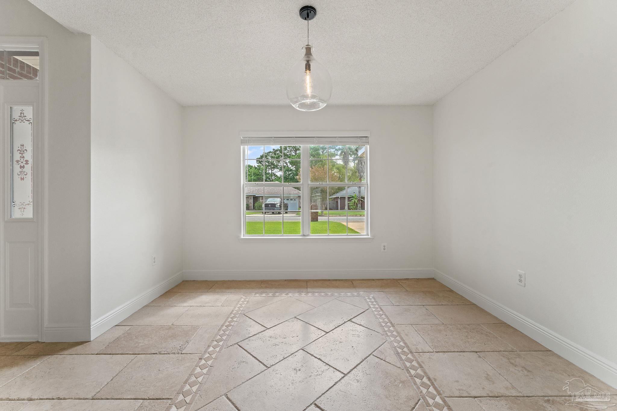 1348 Connemara Cir
