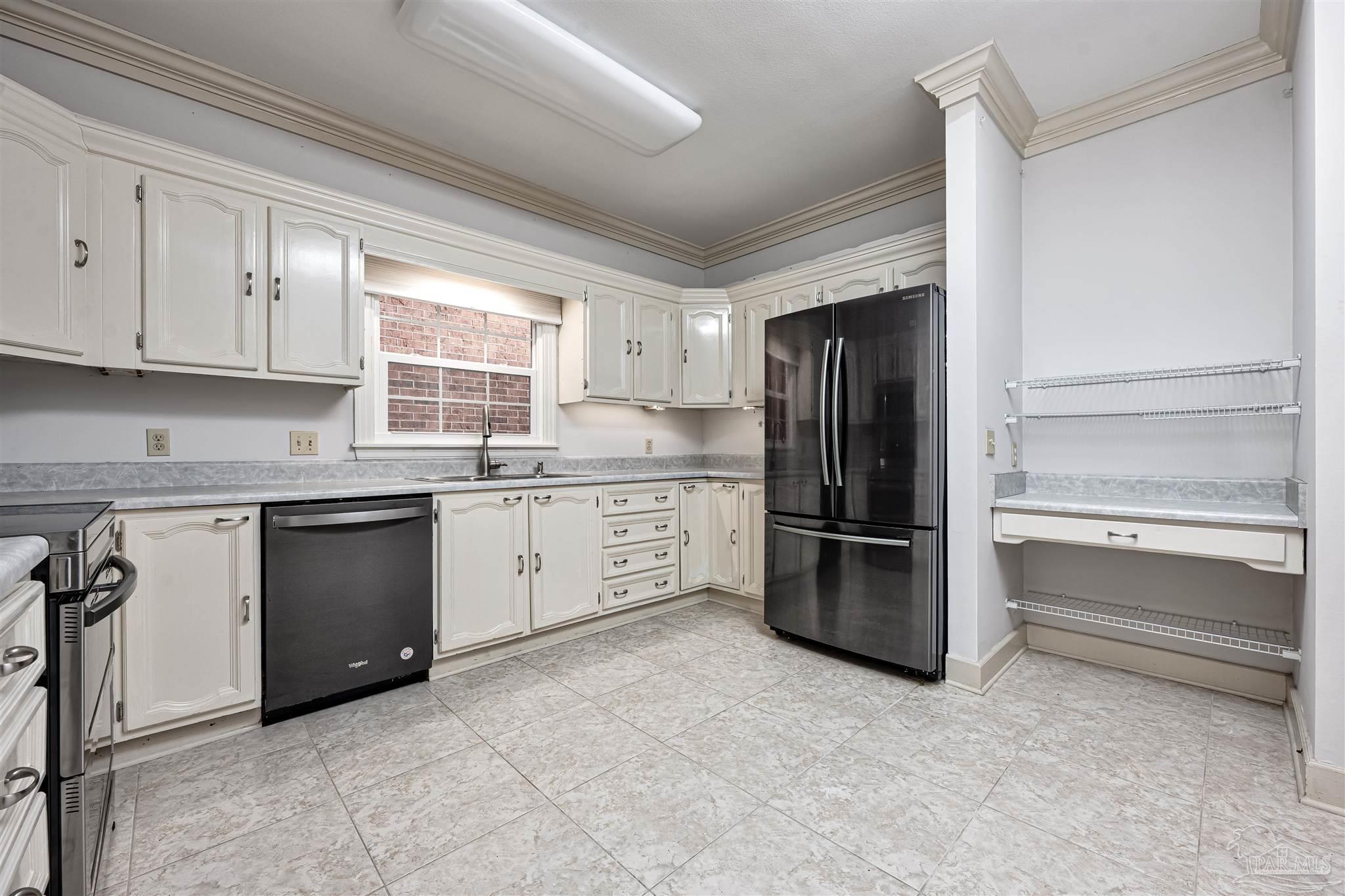 4300 W Francisco Rd # 14