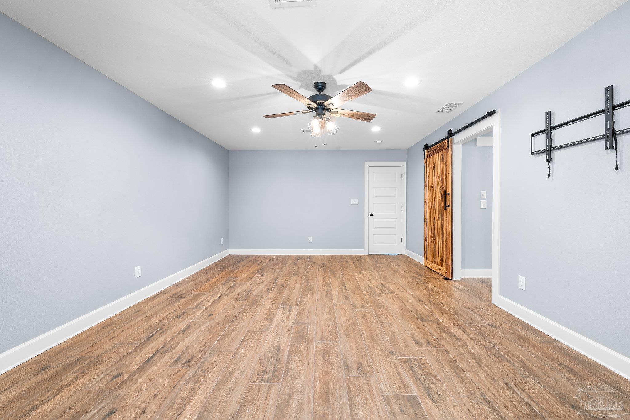 2804 Whisper Pine Dr