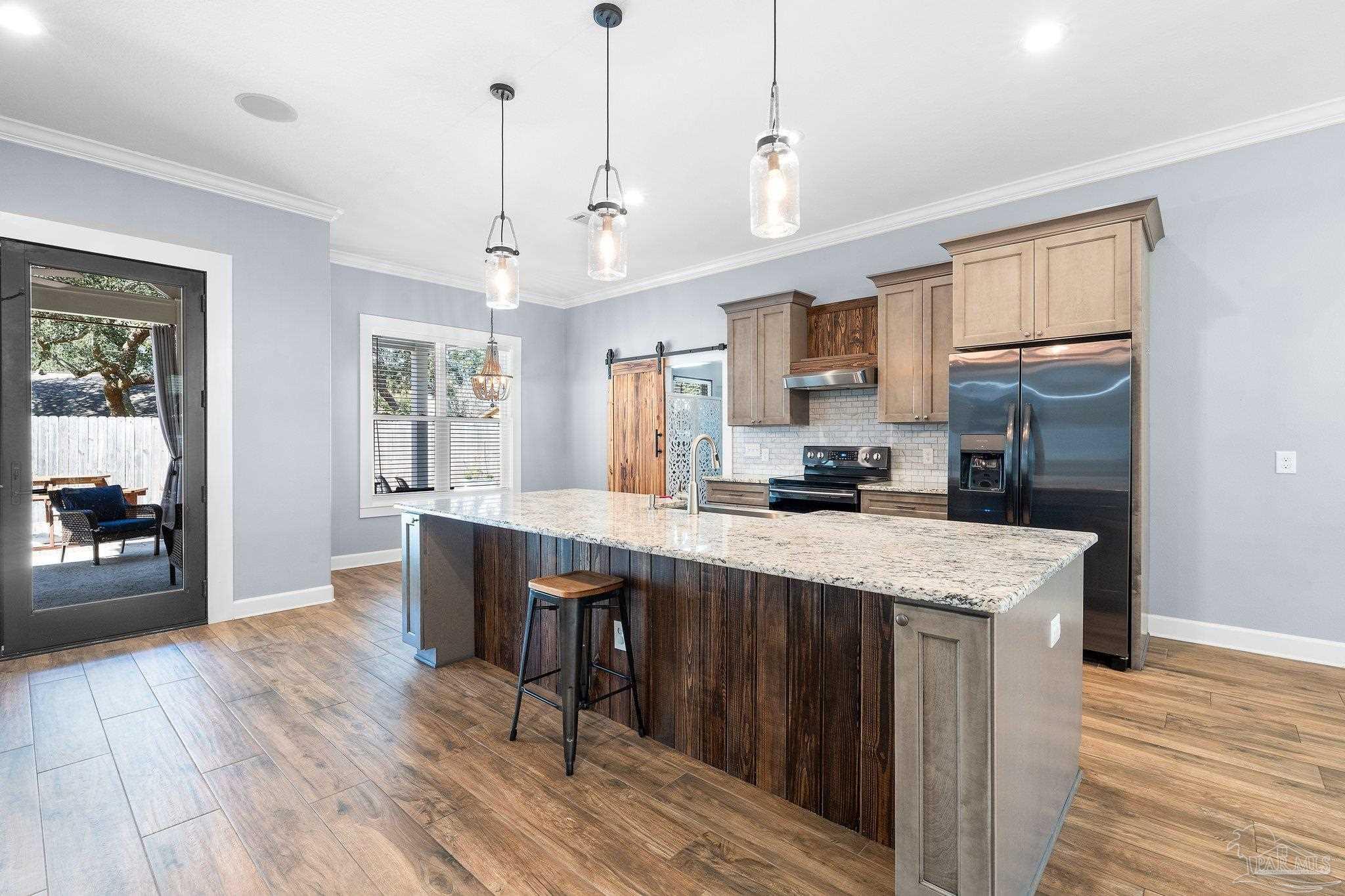 2804 Whisper Pine Dr