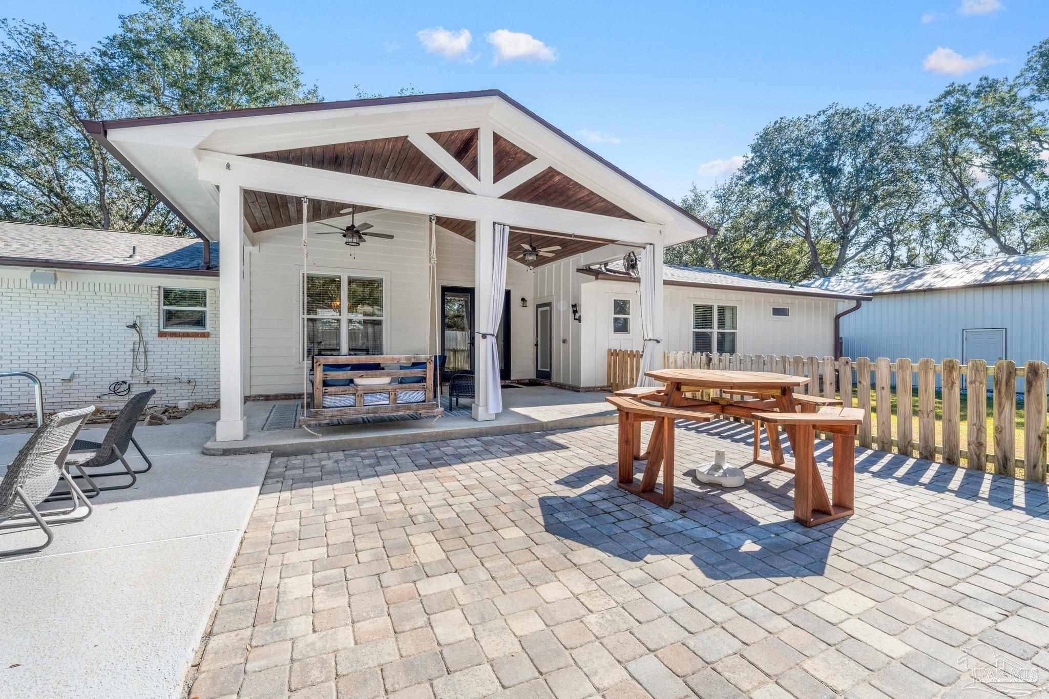 2804 Whisper Pine Dr