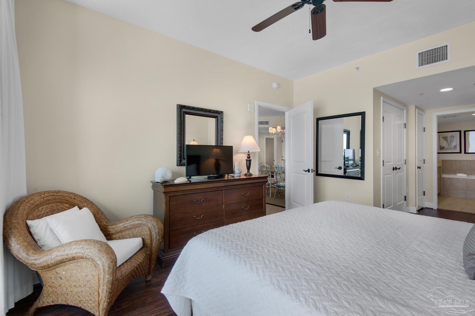 1 Portofino Dr # 2003