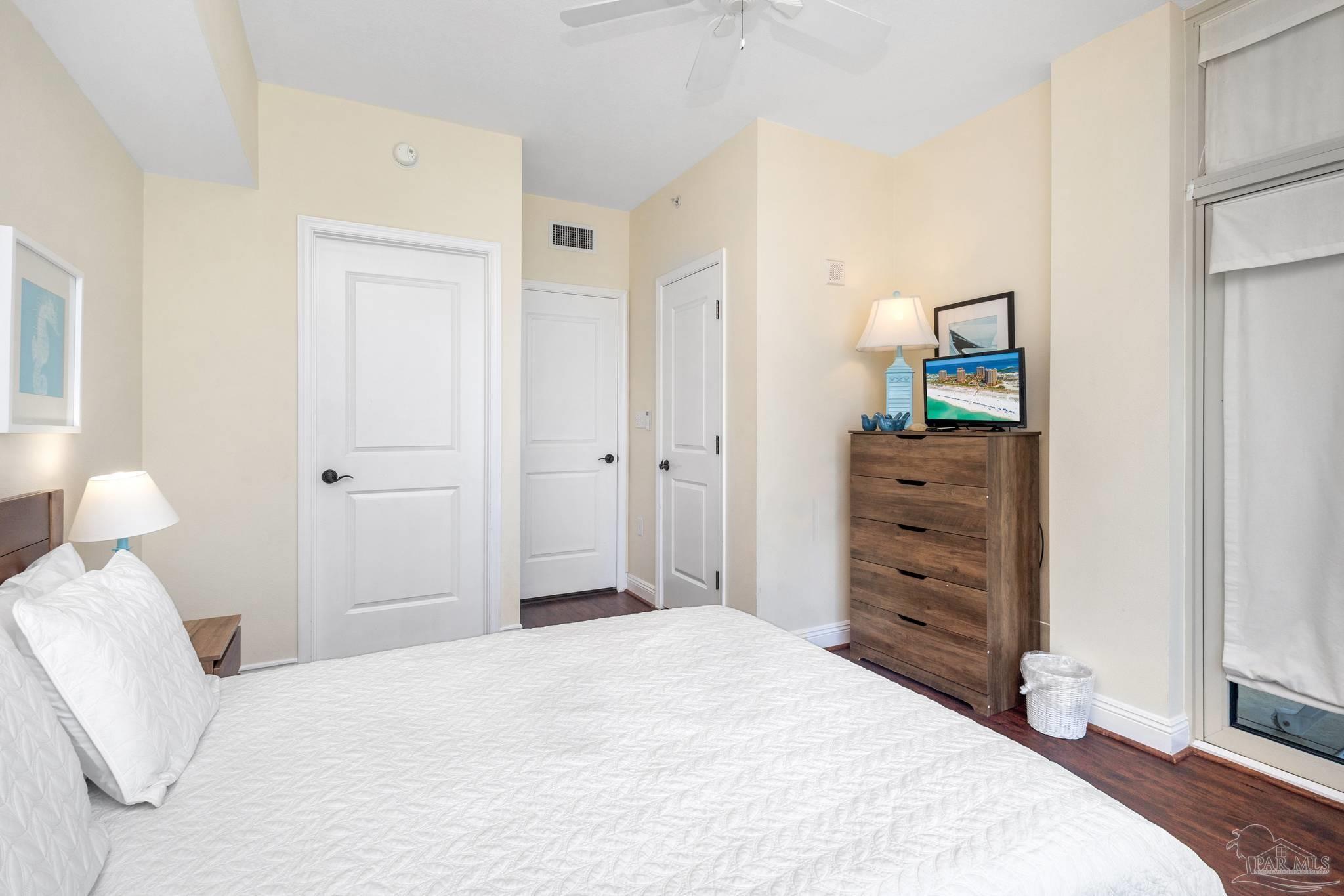 1 Portofino Dr # 2003