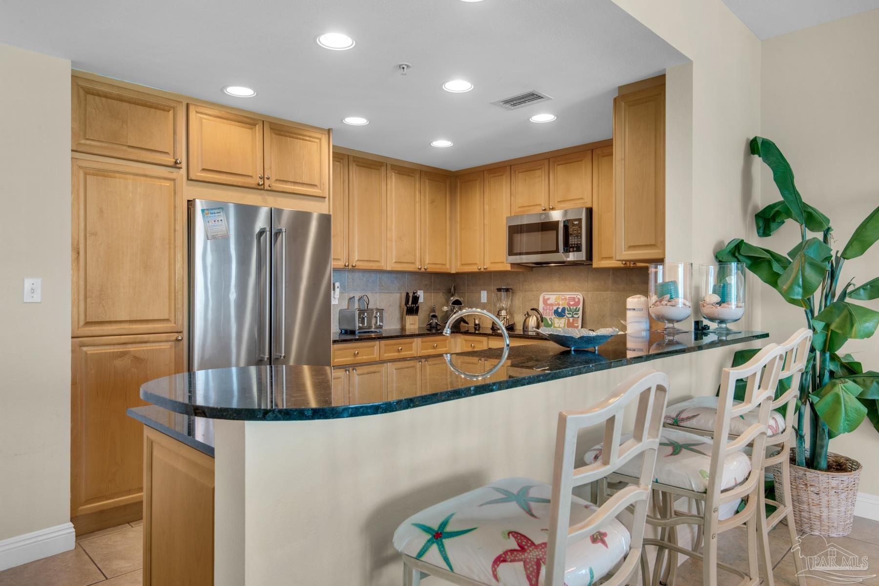 1 Portofino Dr # 2003