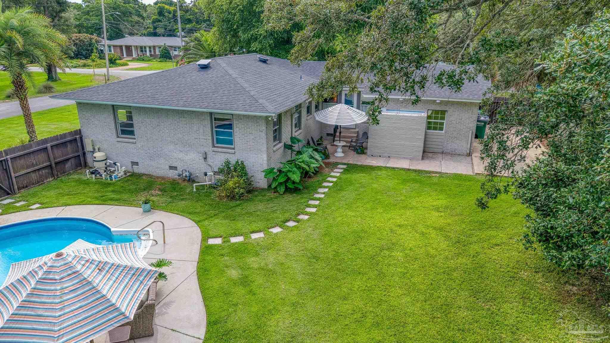 100 San Carlos Ave