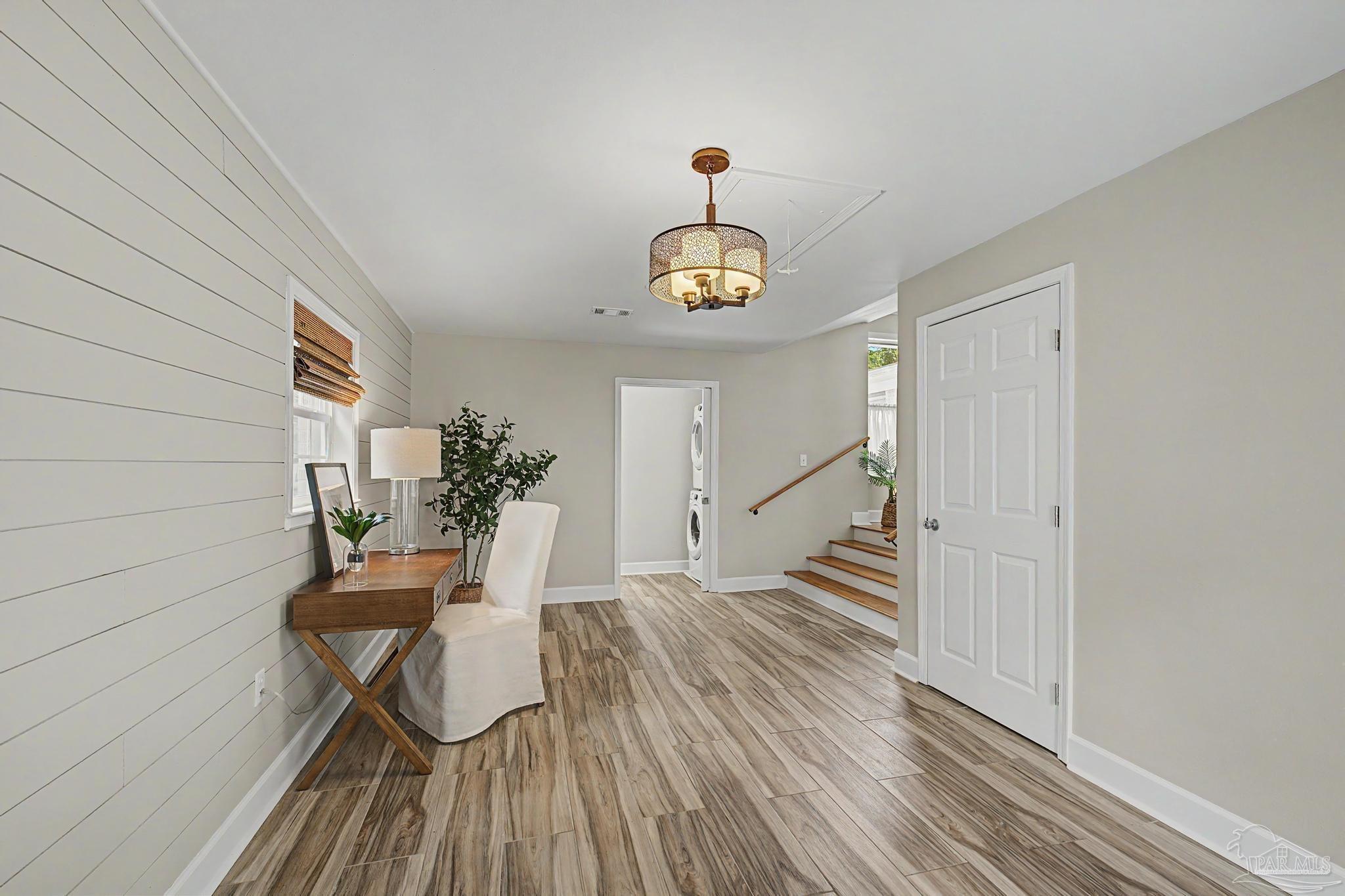 100 San Carlos Ave