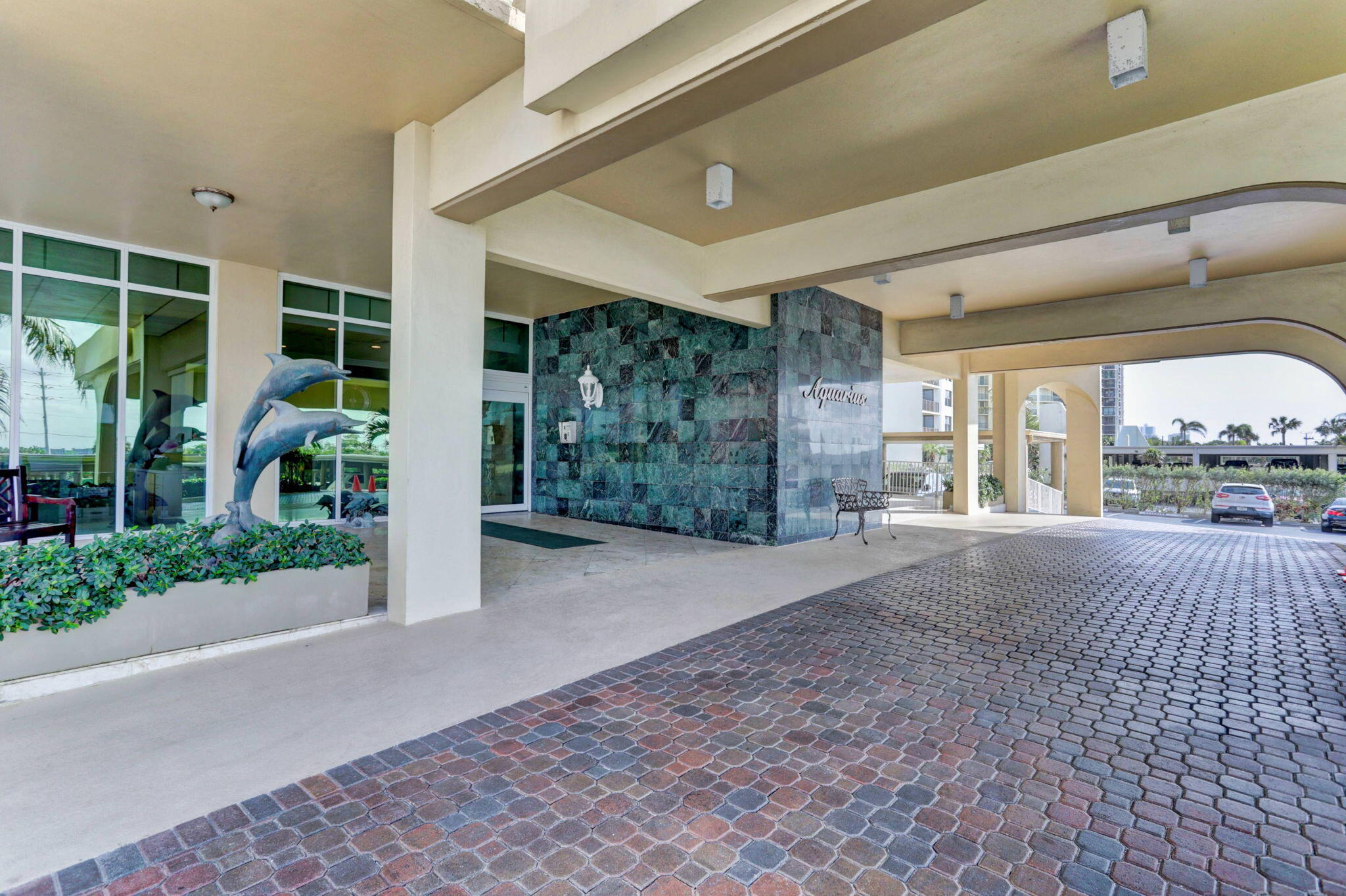 5440 N Ocean Drive 805