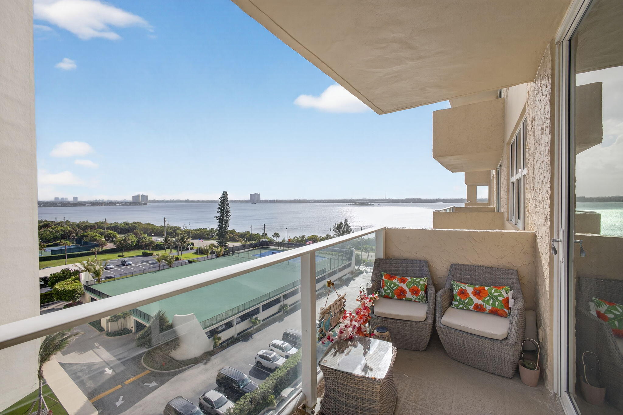 5440 N Ocean Drive 805