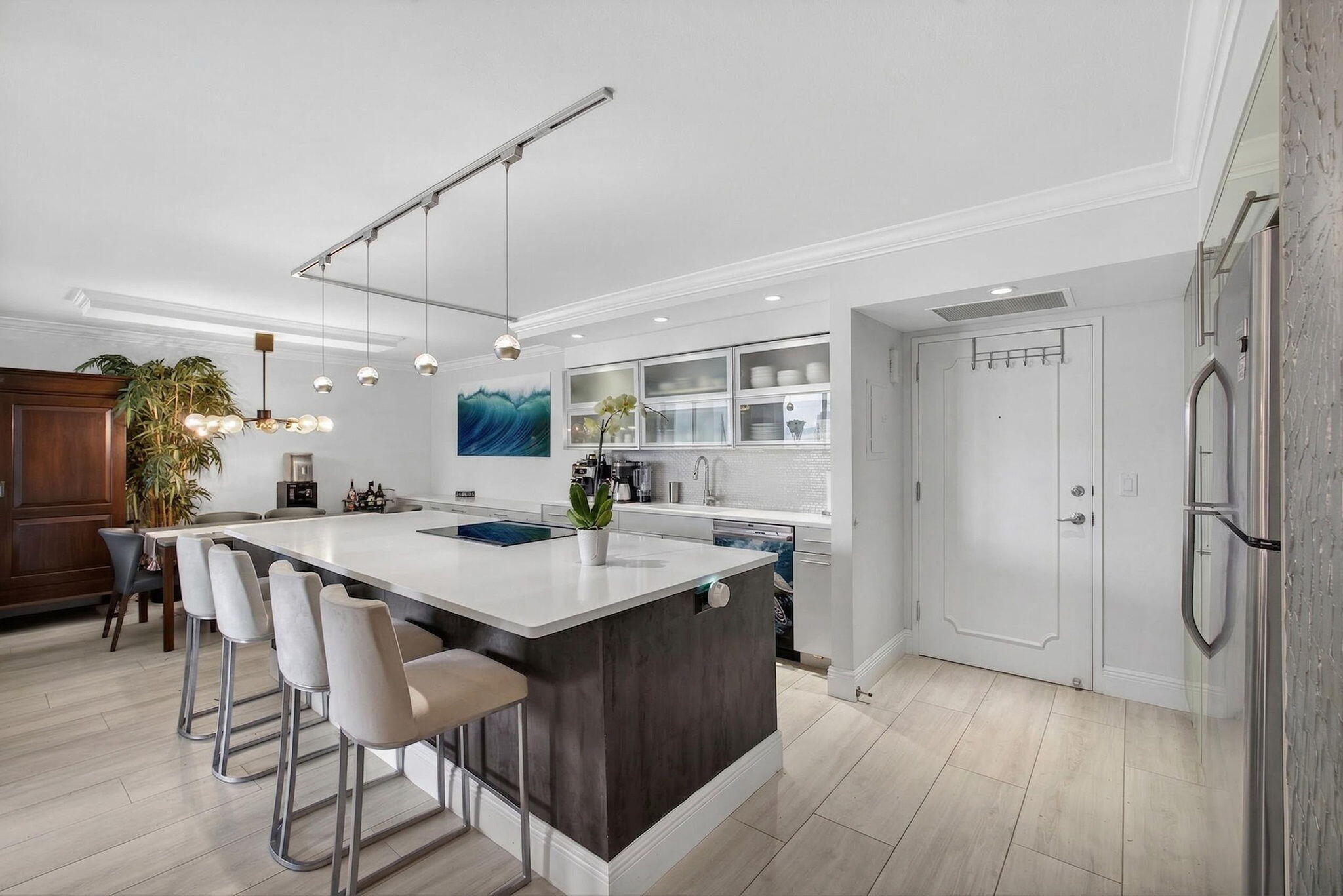 5440 N Ocean Drive 805