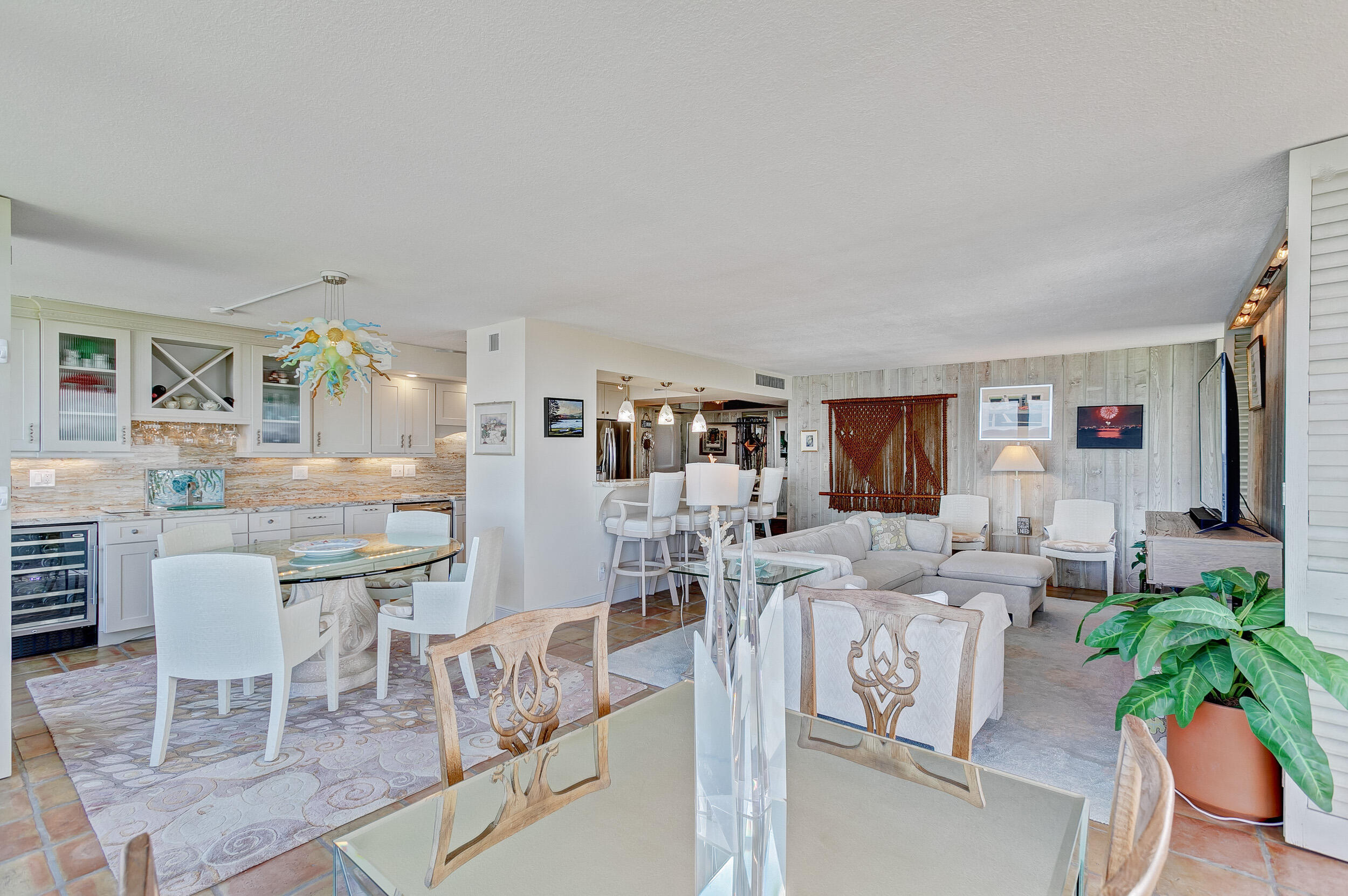 5550 N Ocean Drive 12c