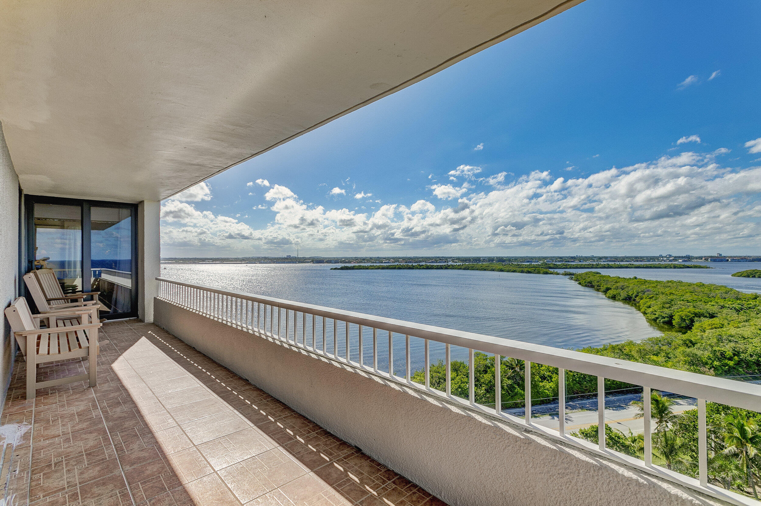 5550 N Ocean Drive 12c