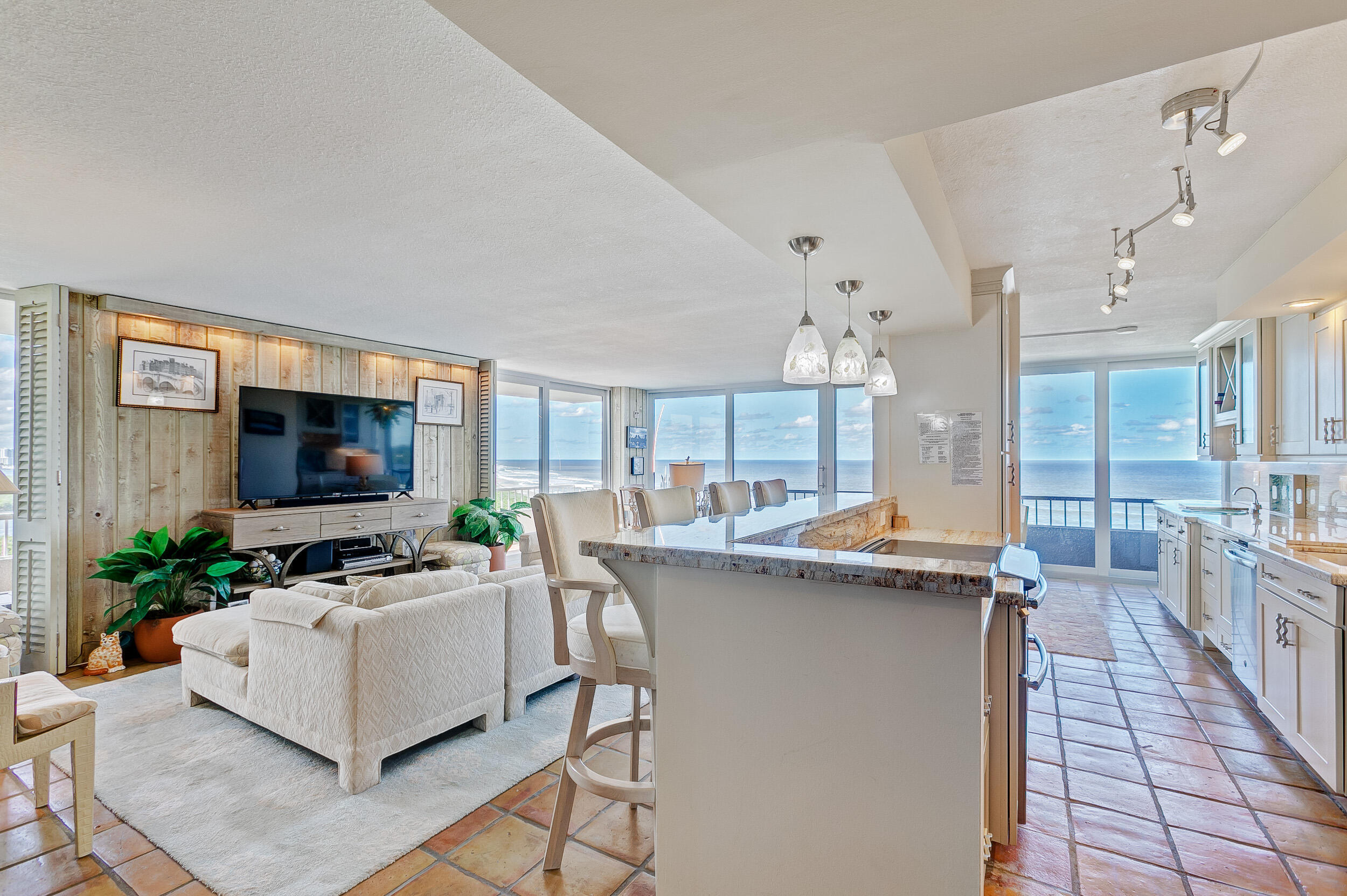 5550 N Ocean Drive 12c