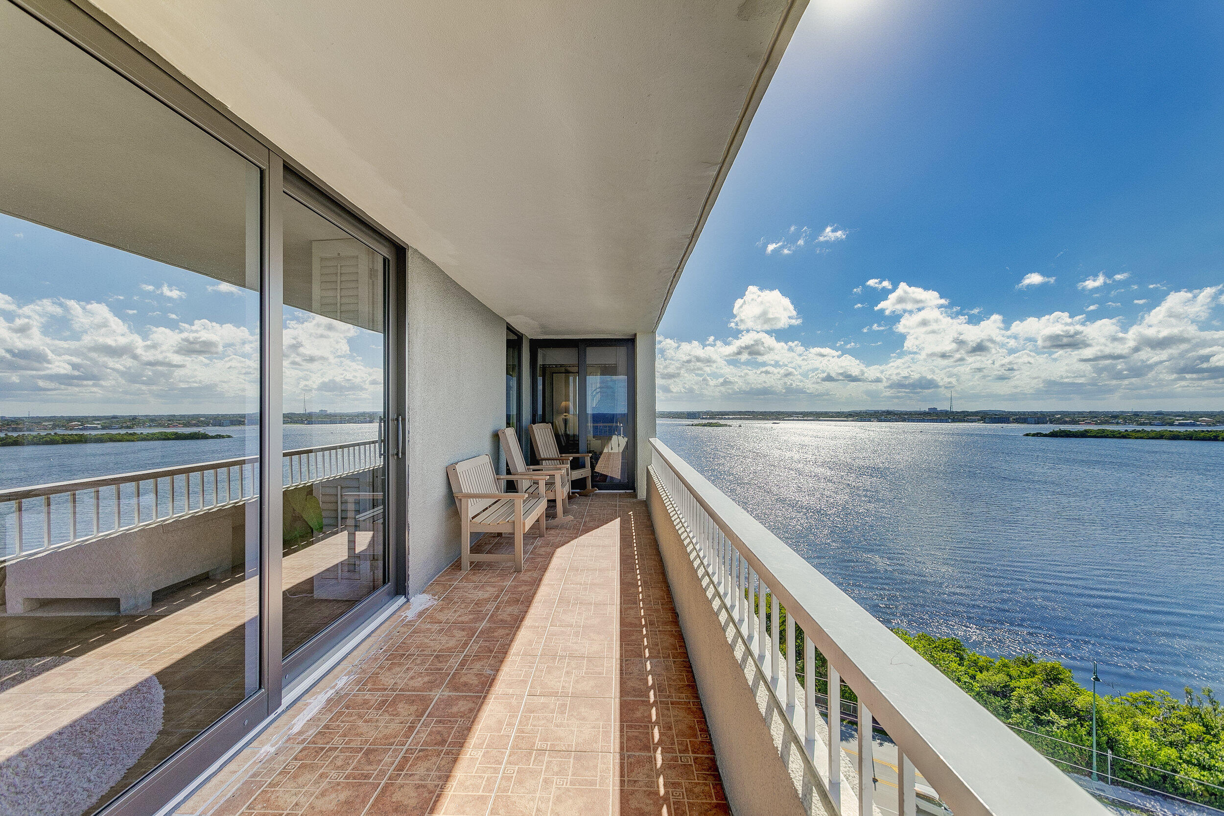 5550 N Ocean Drive 12c