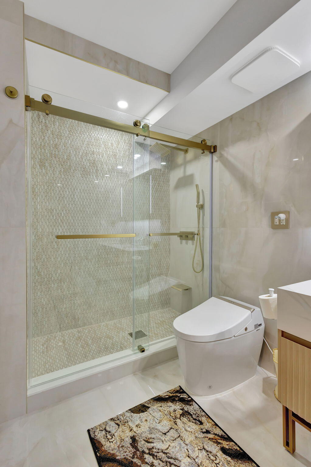 5550 N Ocean Drive 21c