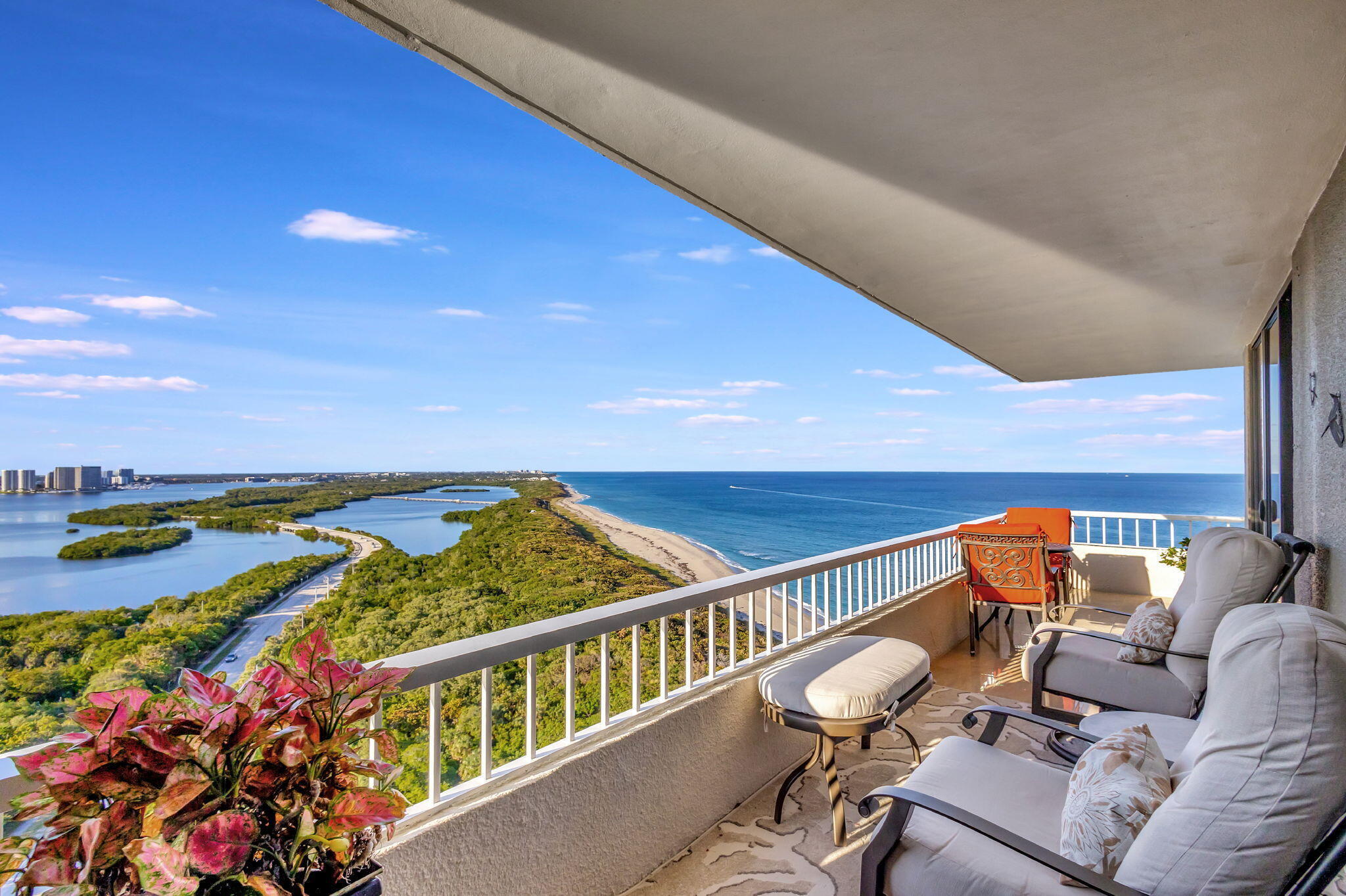 5550 N Ocean Drive 21c