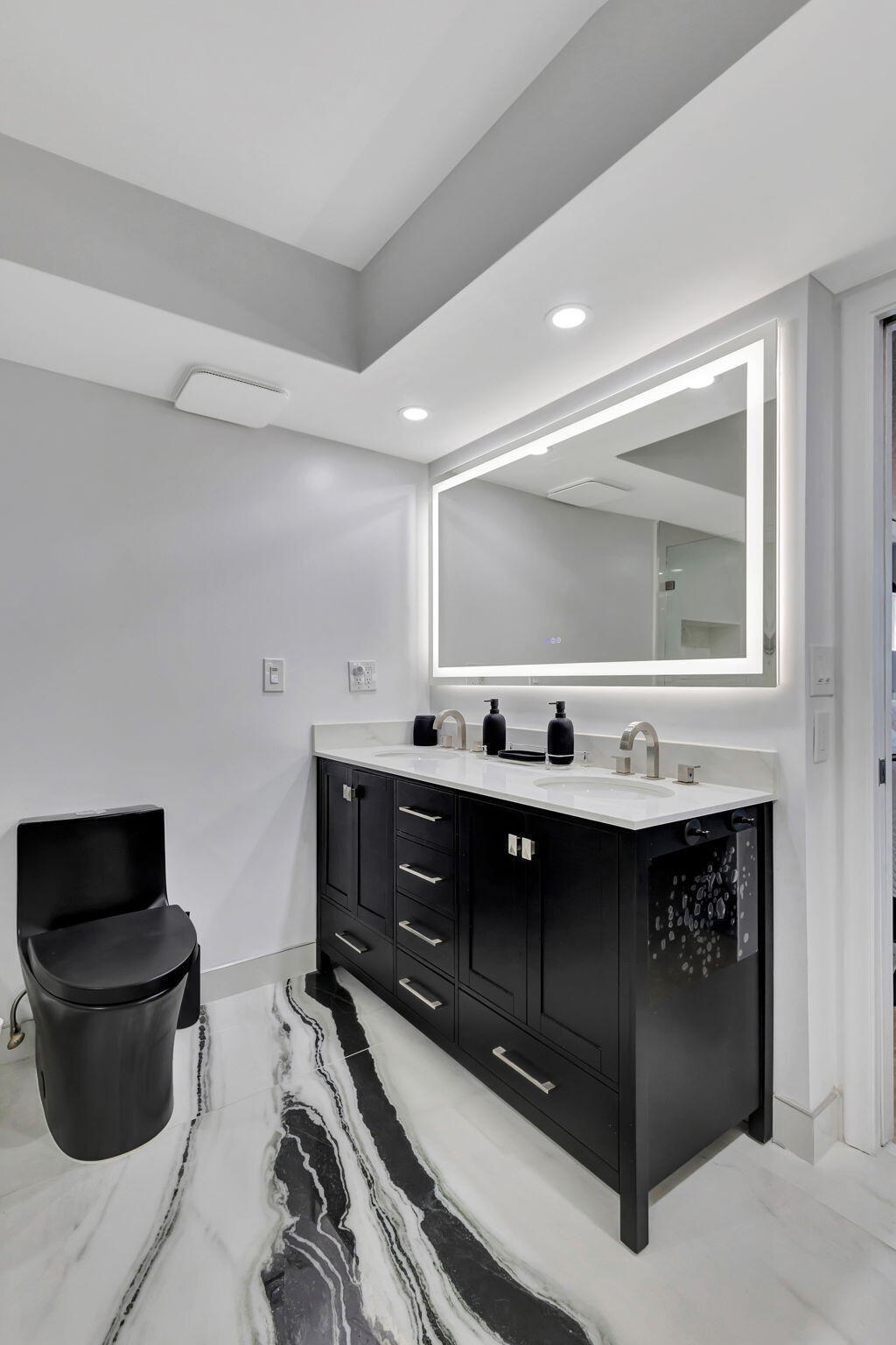 5550 N Ocean Drive 21c