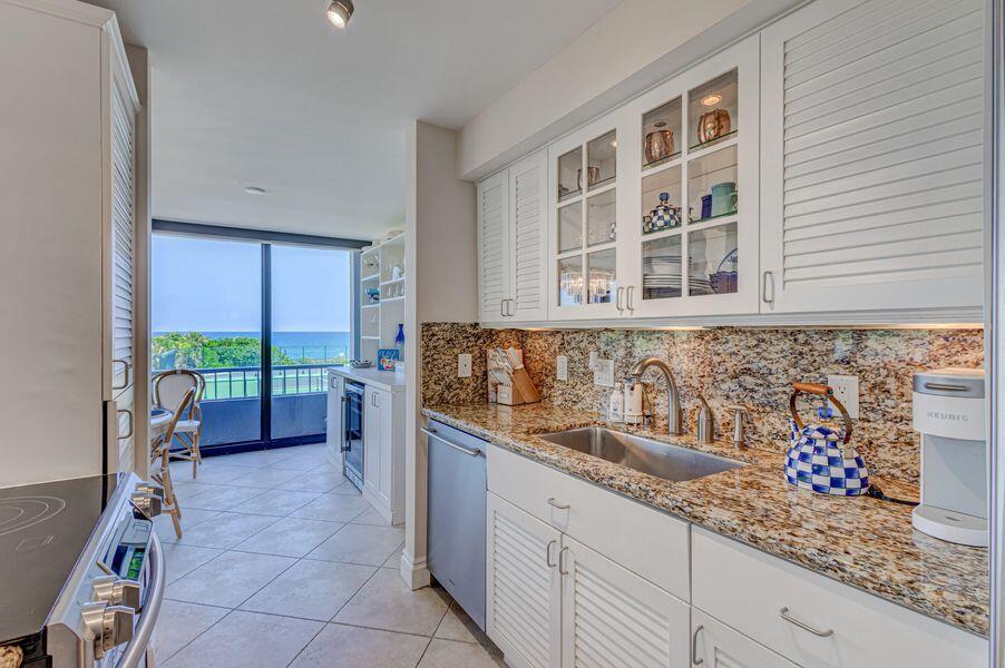 5550 N Ocean Drive 3c