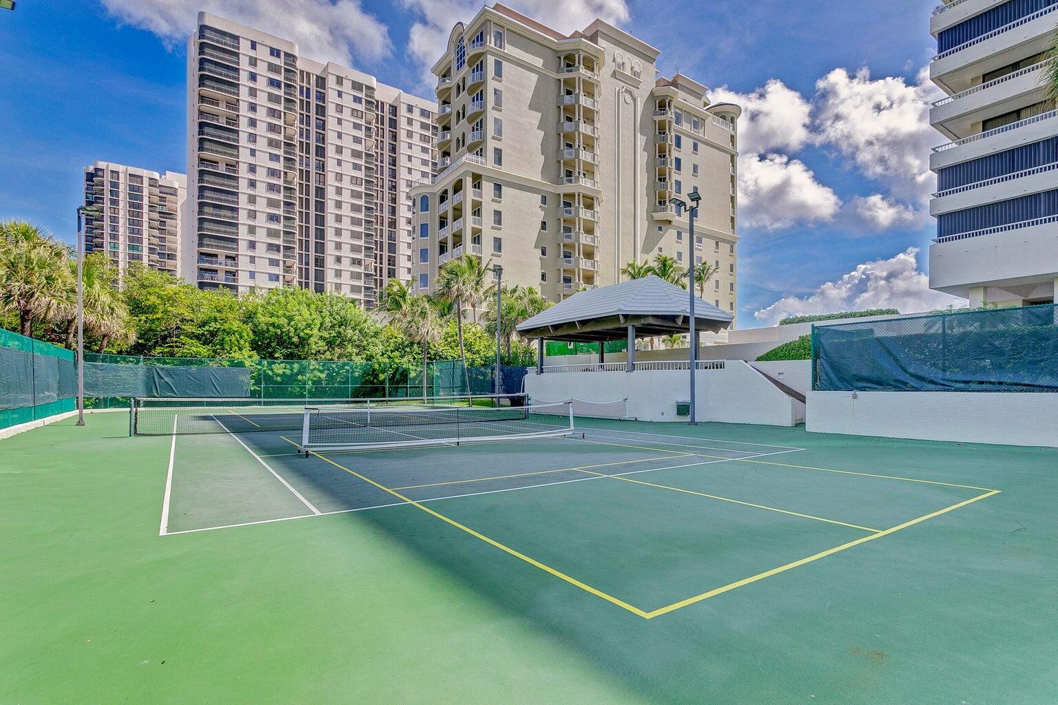 5280 N Ocean Drive 12f