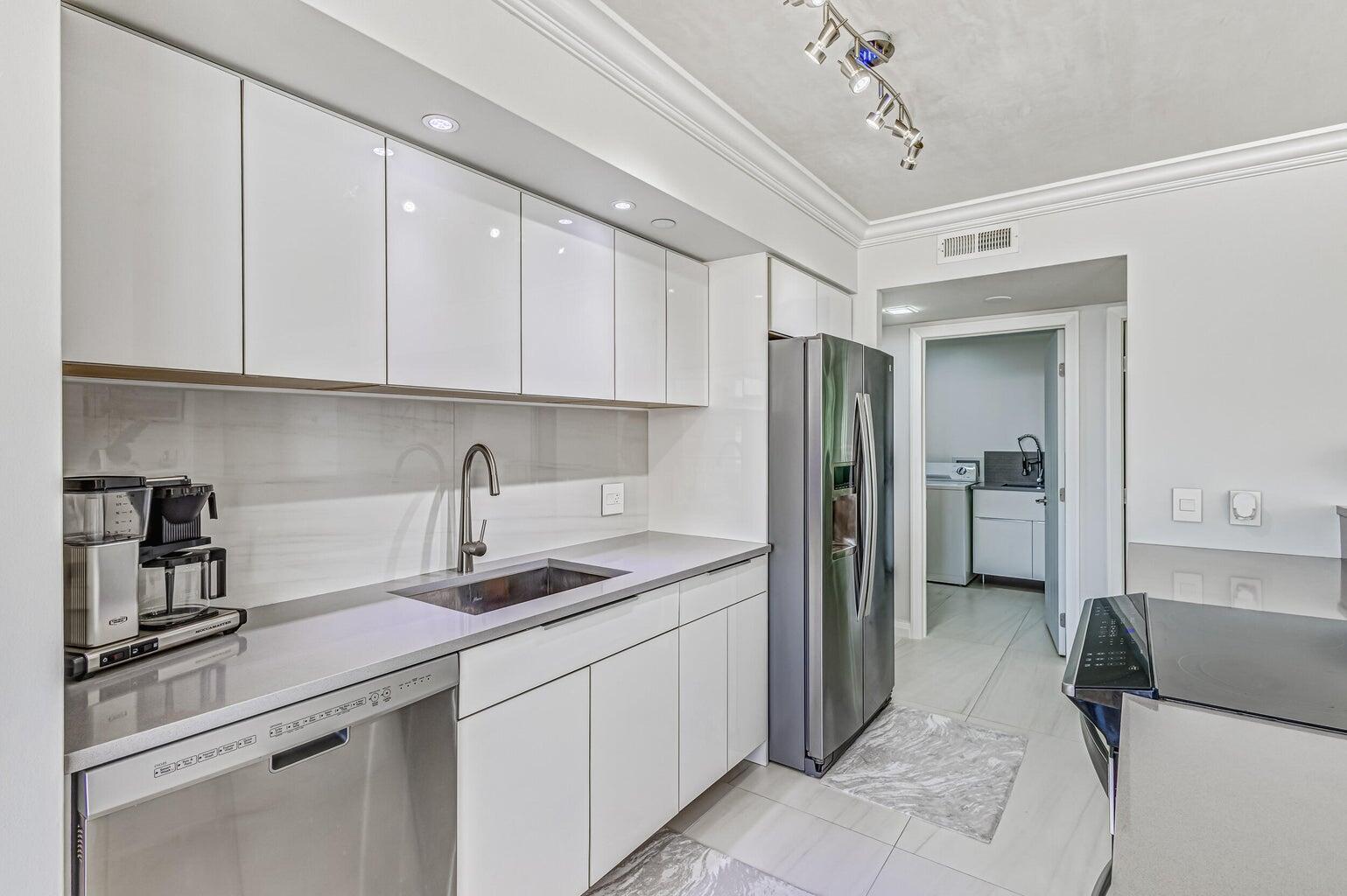 5280 N Ocean Drive 12f