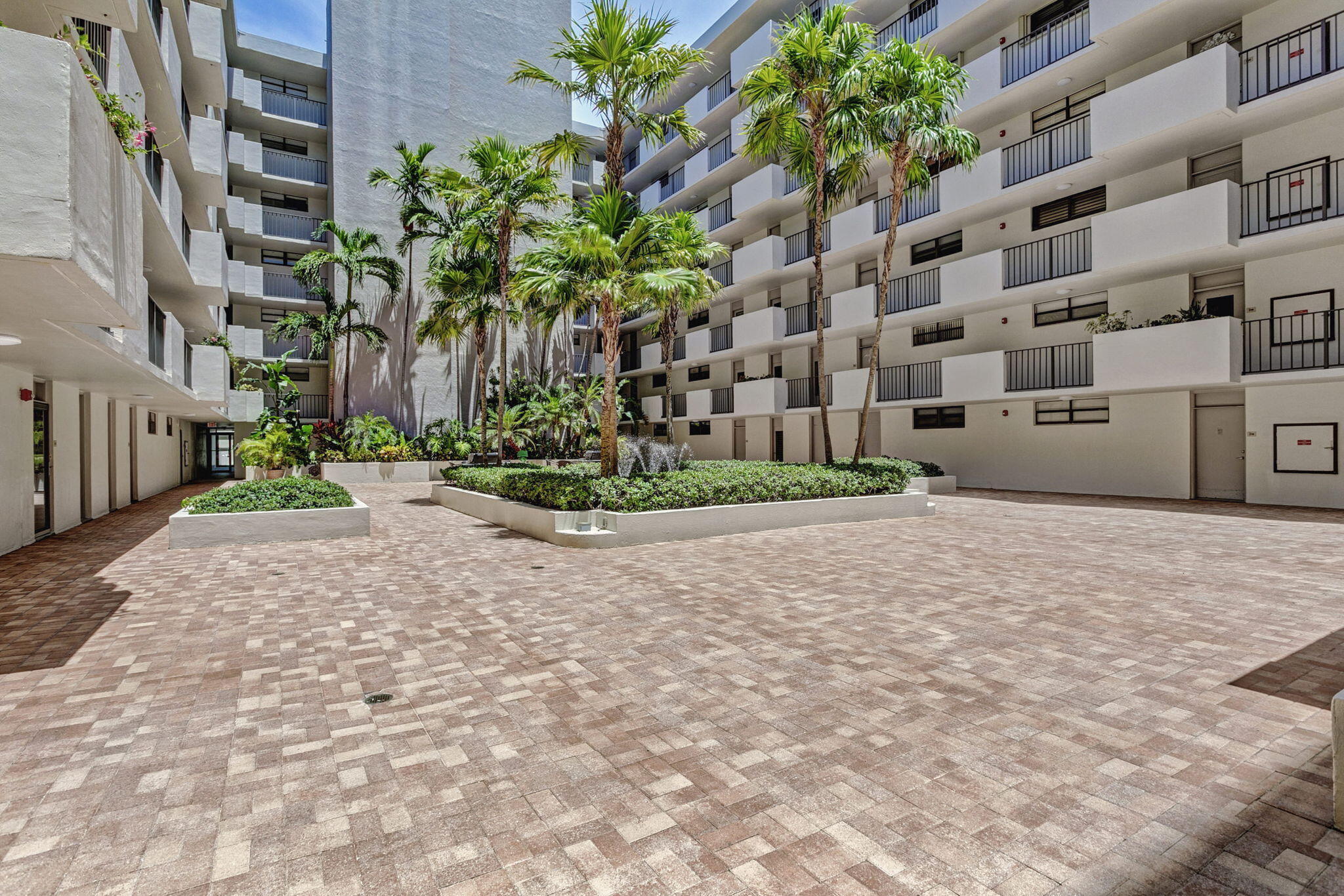 145 S Ocean Avenue 219