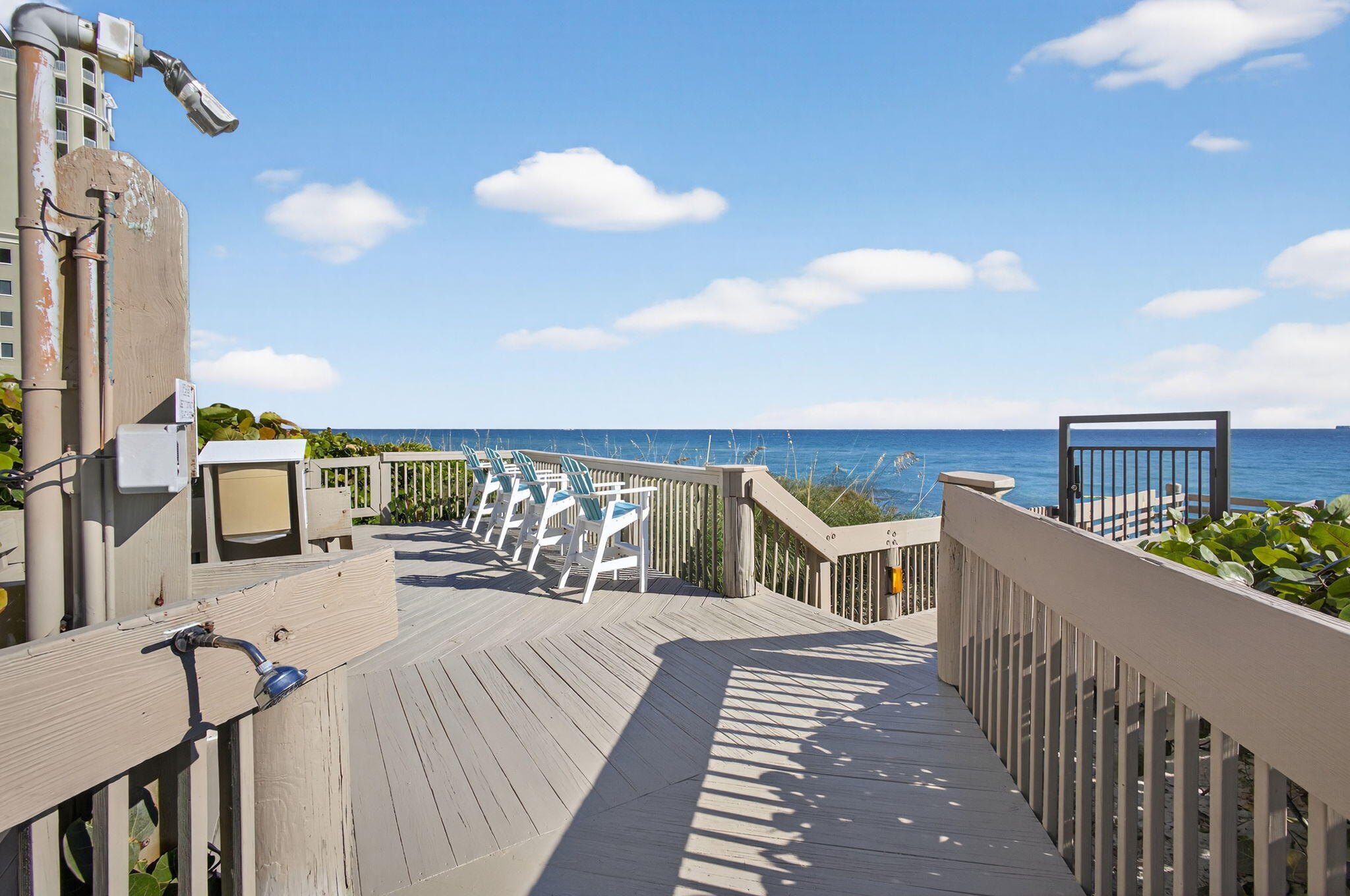 5280 N Ocean Drive 3a