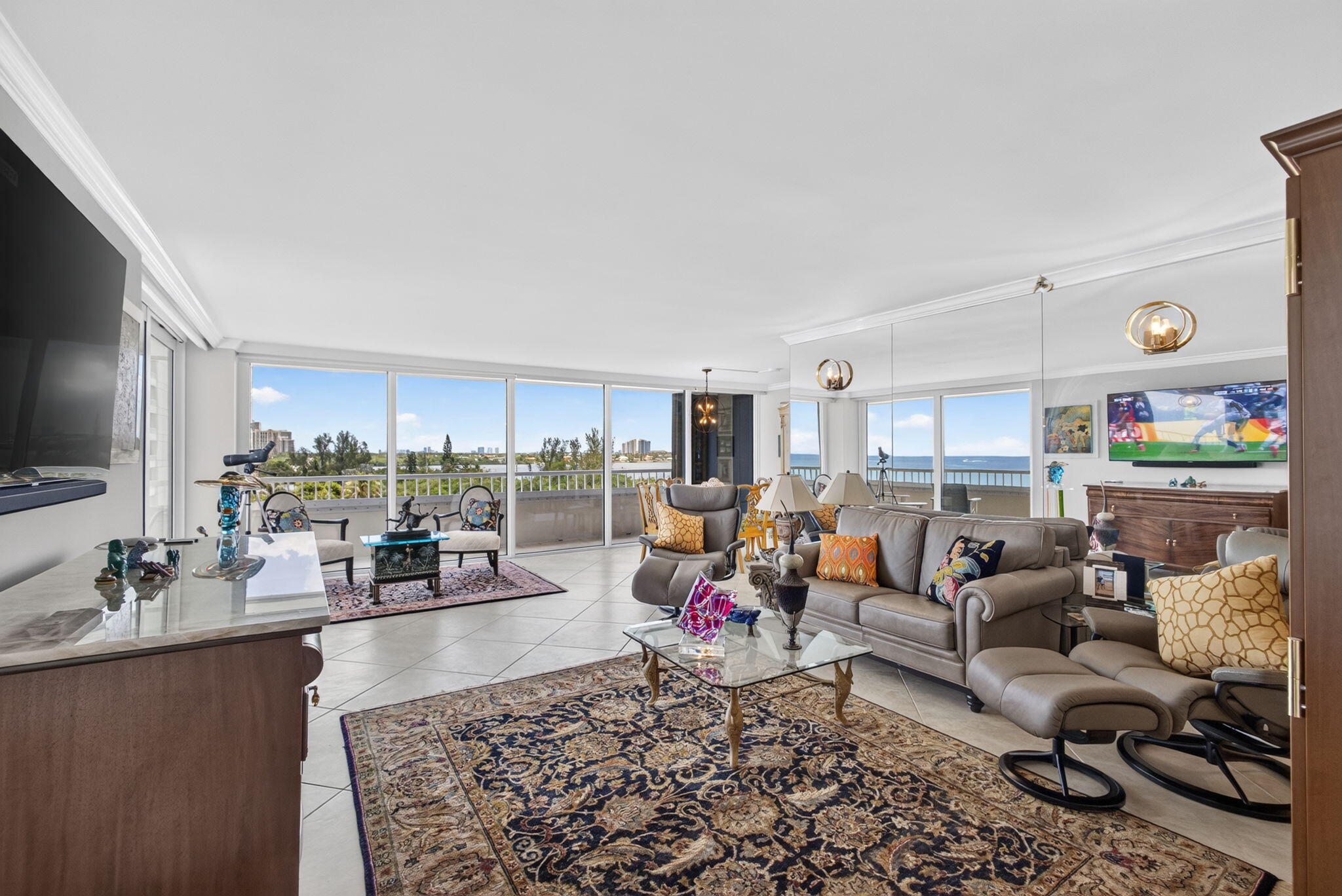 5280 N Ocean Drive 3a