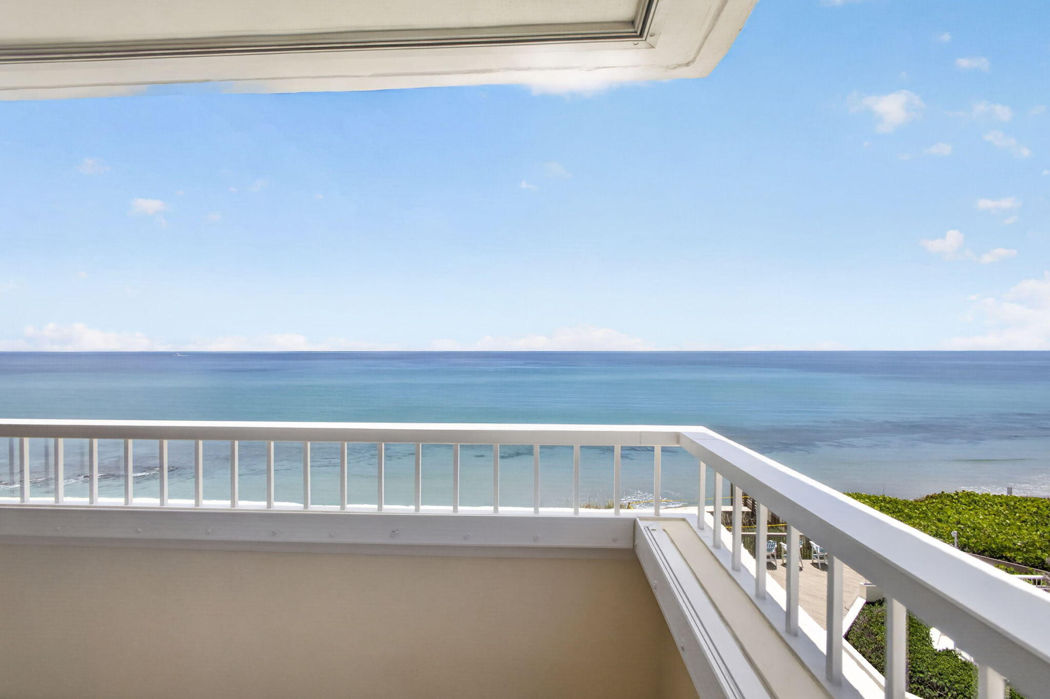 5280 N Ocean Drive 3a
