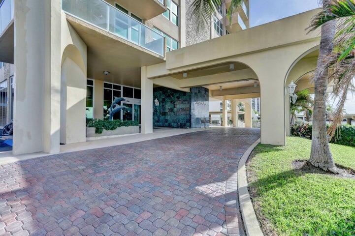 5440 N Ocean Drive 1502