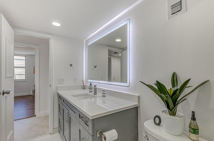 5440 N Ocean Drive 1502