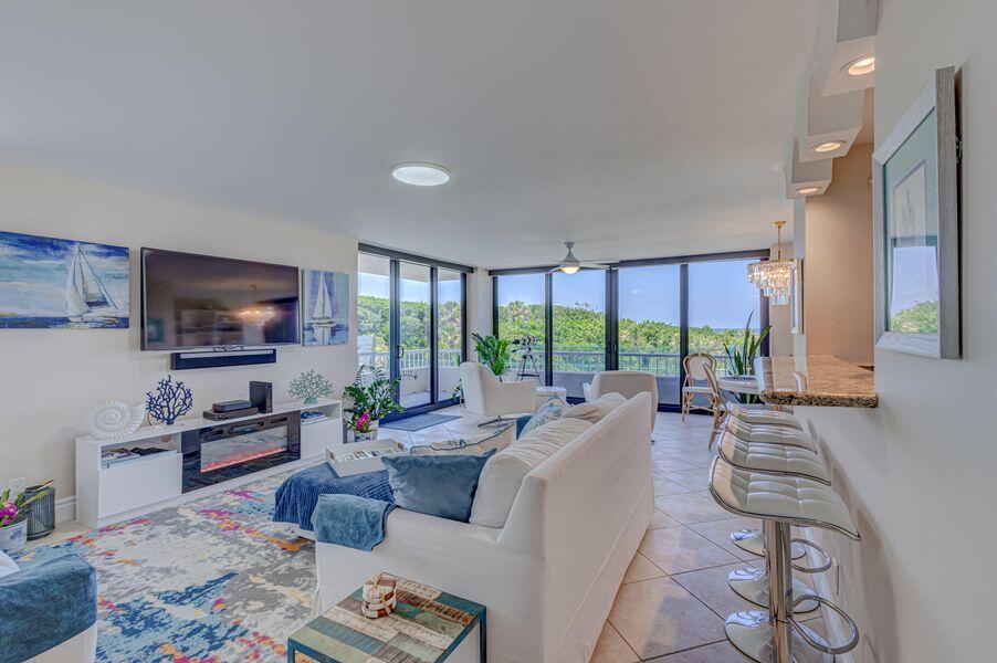 5550 N Ocean Drive 3c