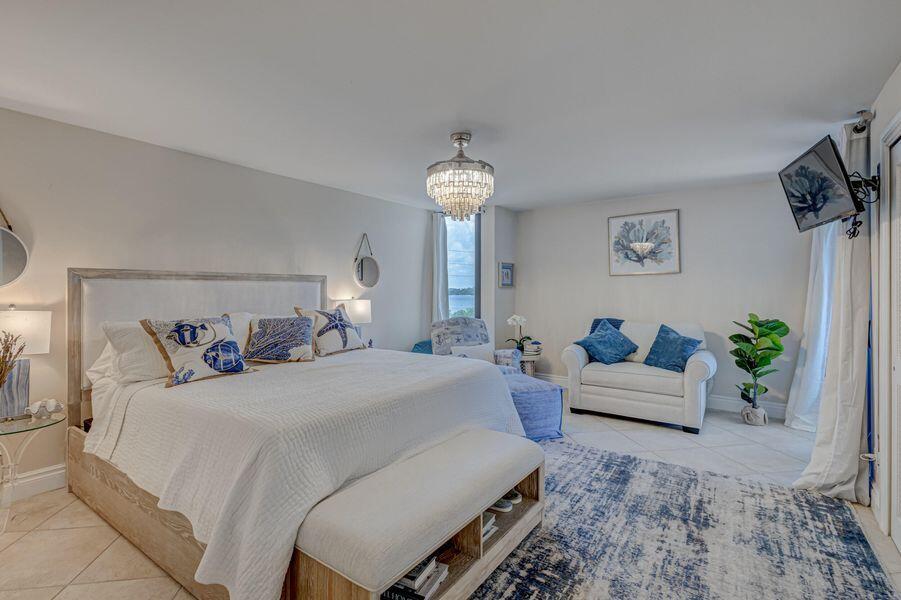 5550 N Ocean Drive 3c