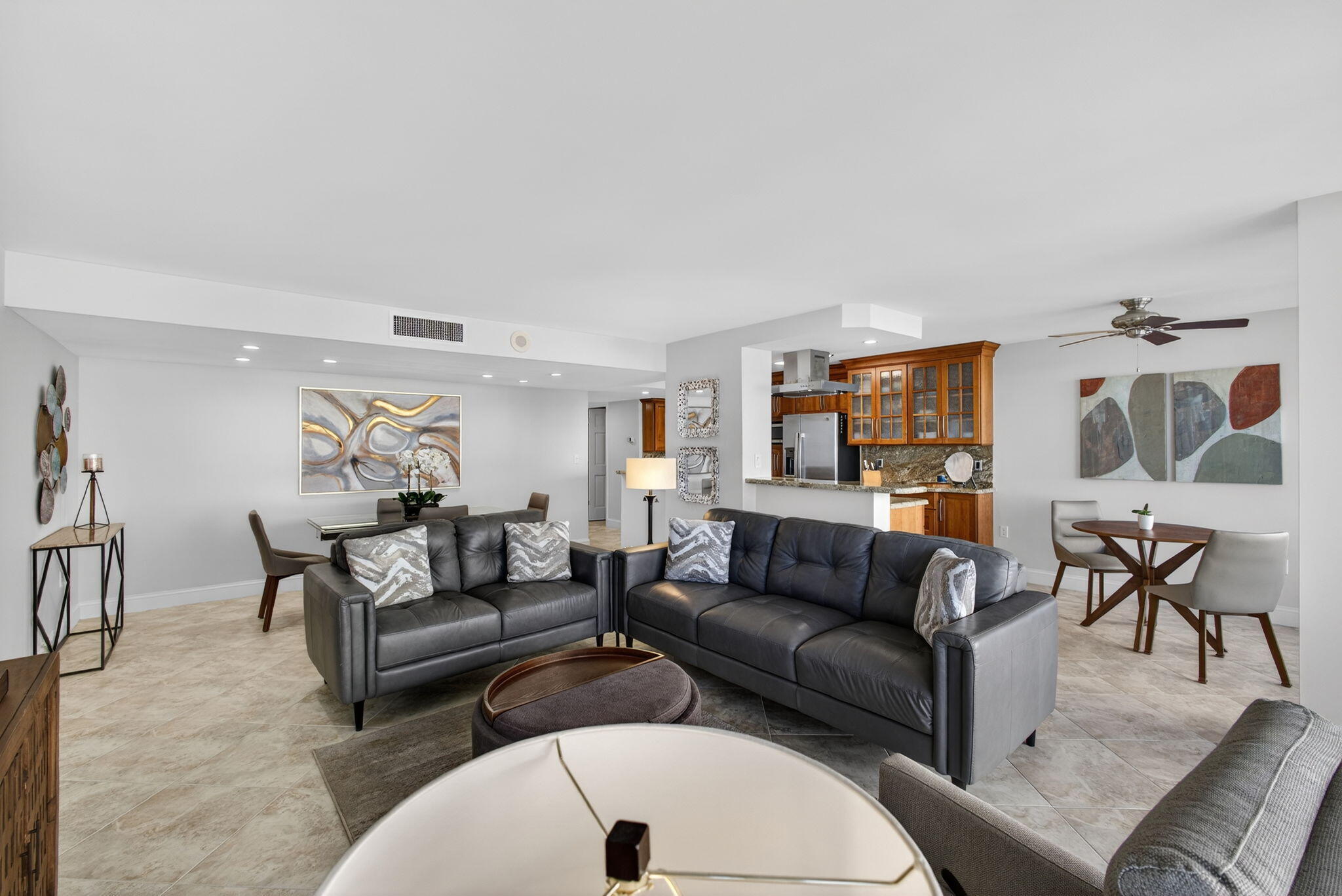 4200 N Ocean Drive 1-406