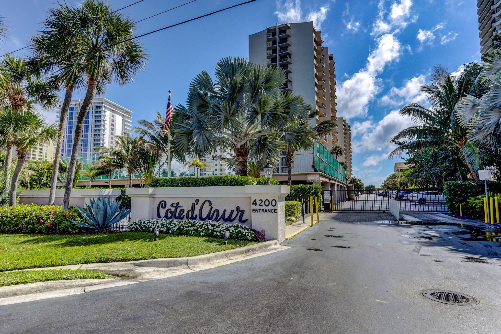 4200 N Ocean Drive 1-406