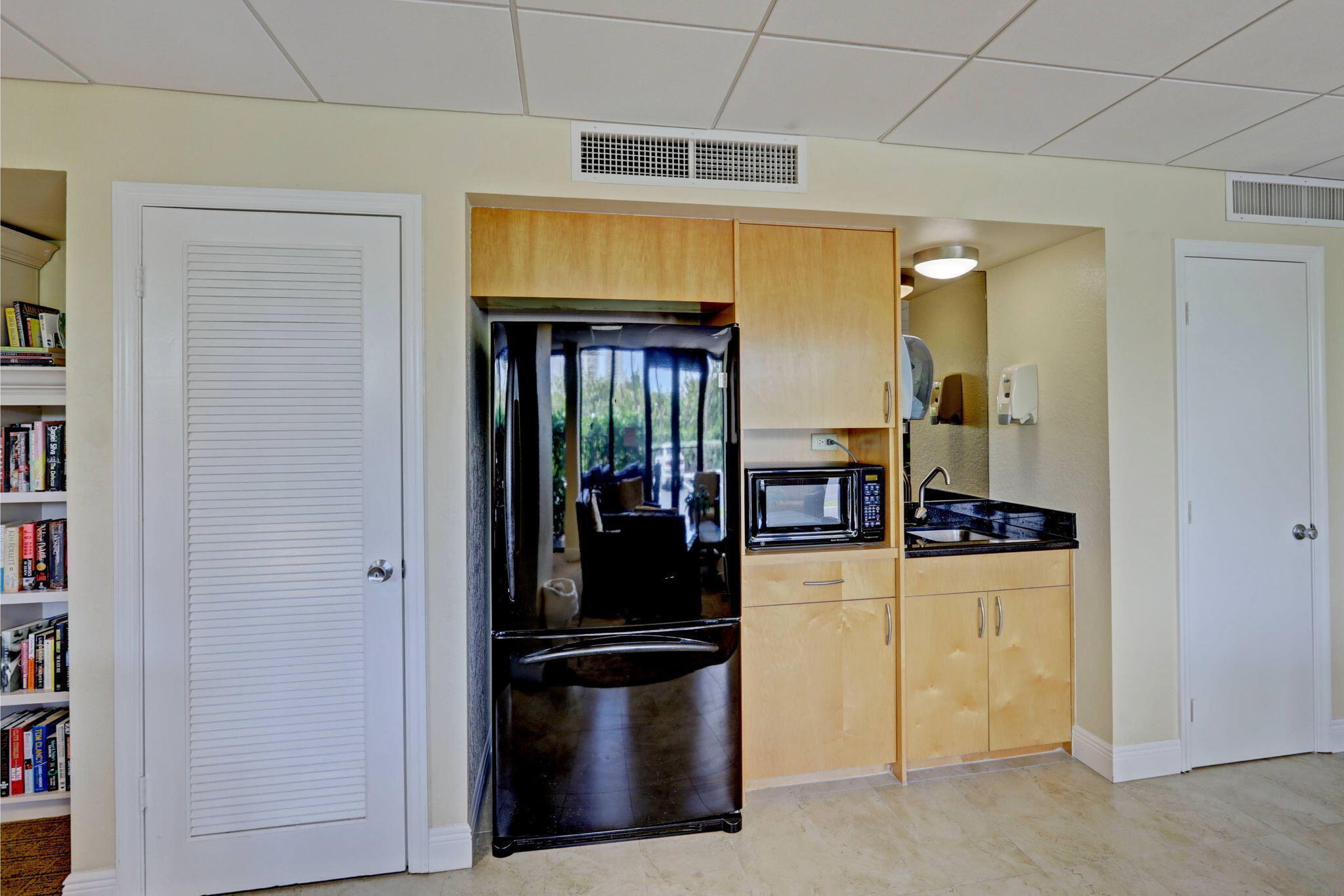4200 N Ocean Drive 1-406