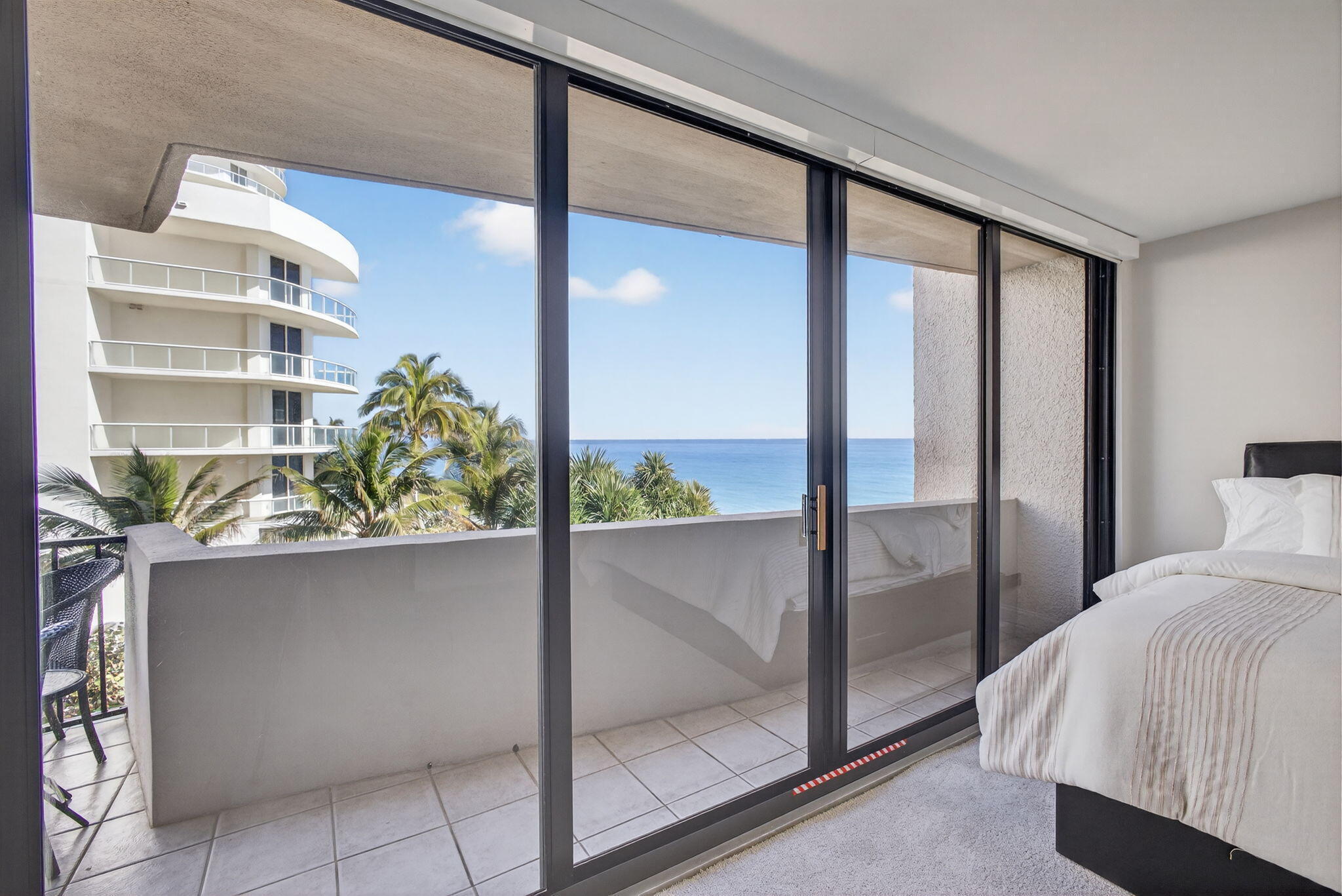 4200 N Ocean Drive 1-406