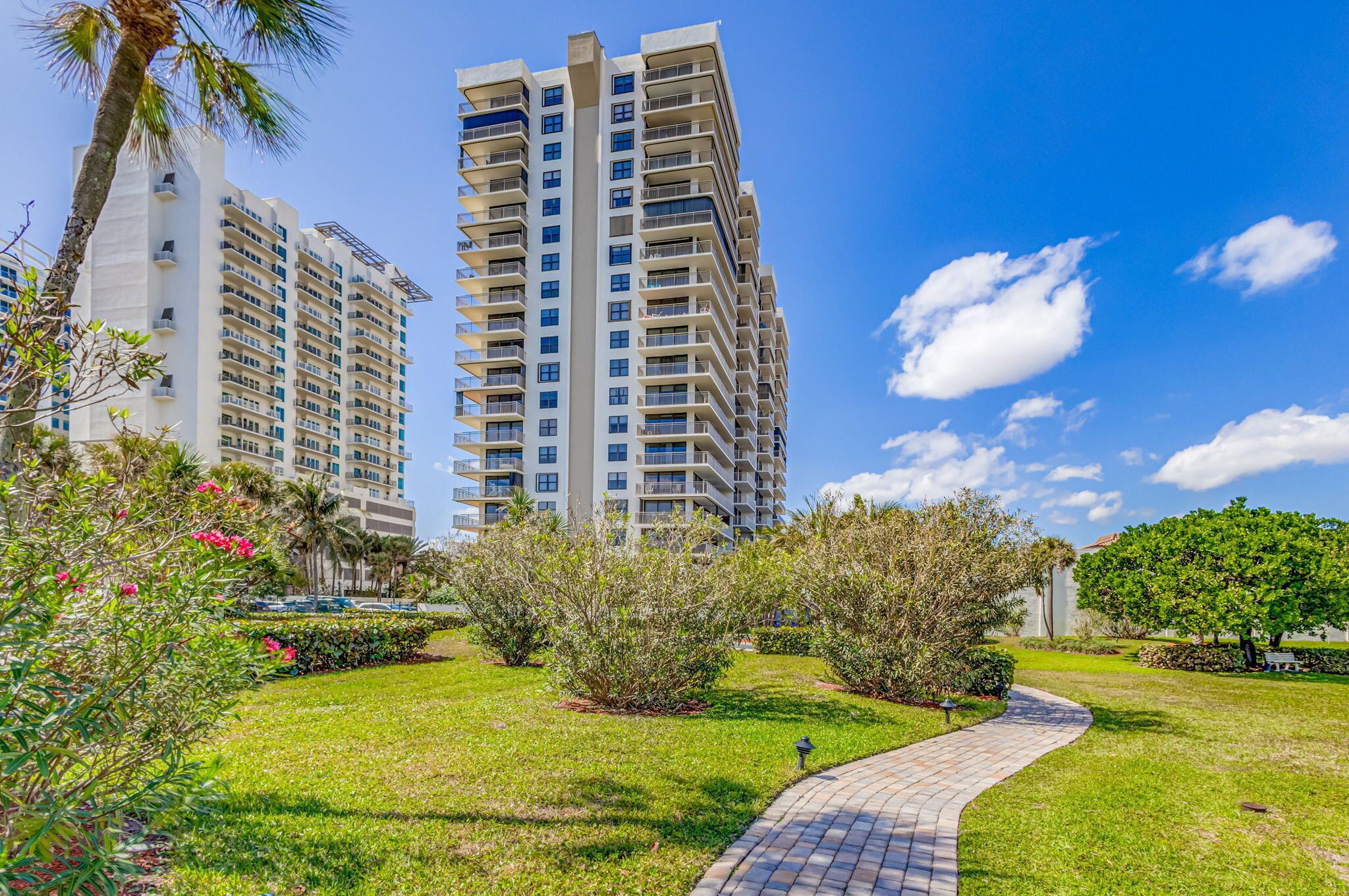 3400 N Ocean Drive ph