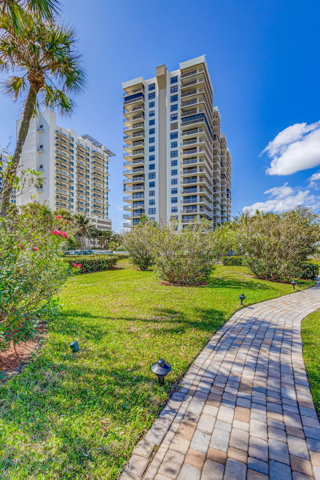3400 N Ocean Drive ph