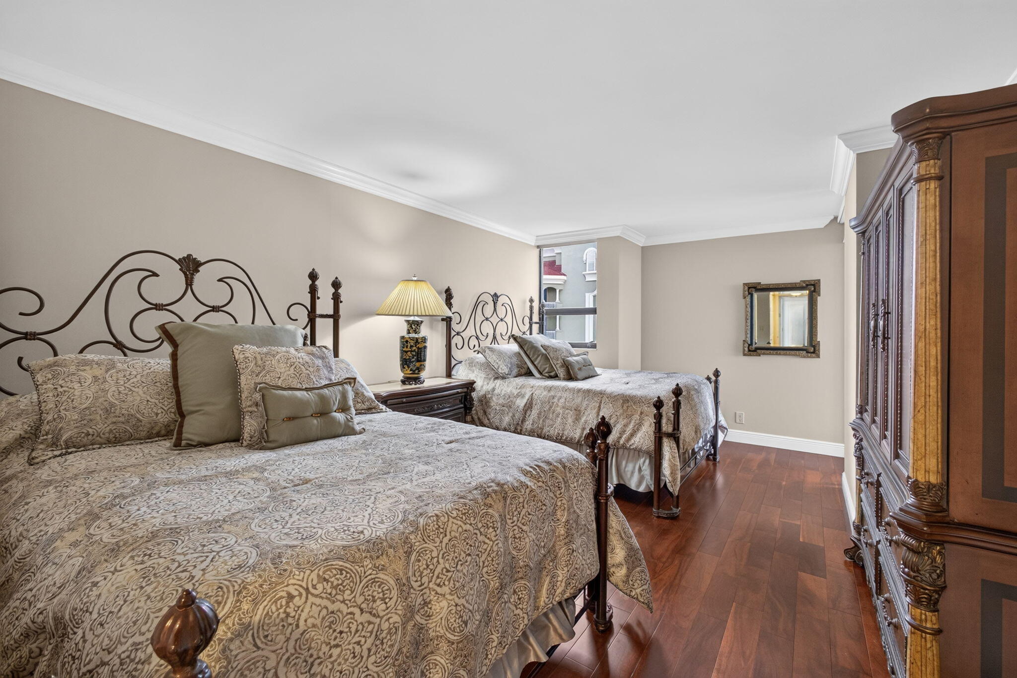5280 N Ocean Drive 12B