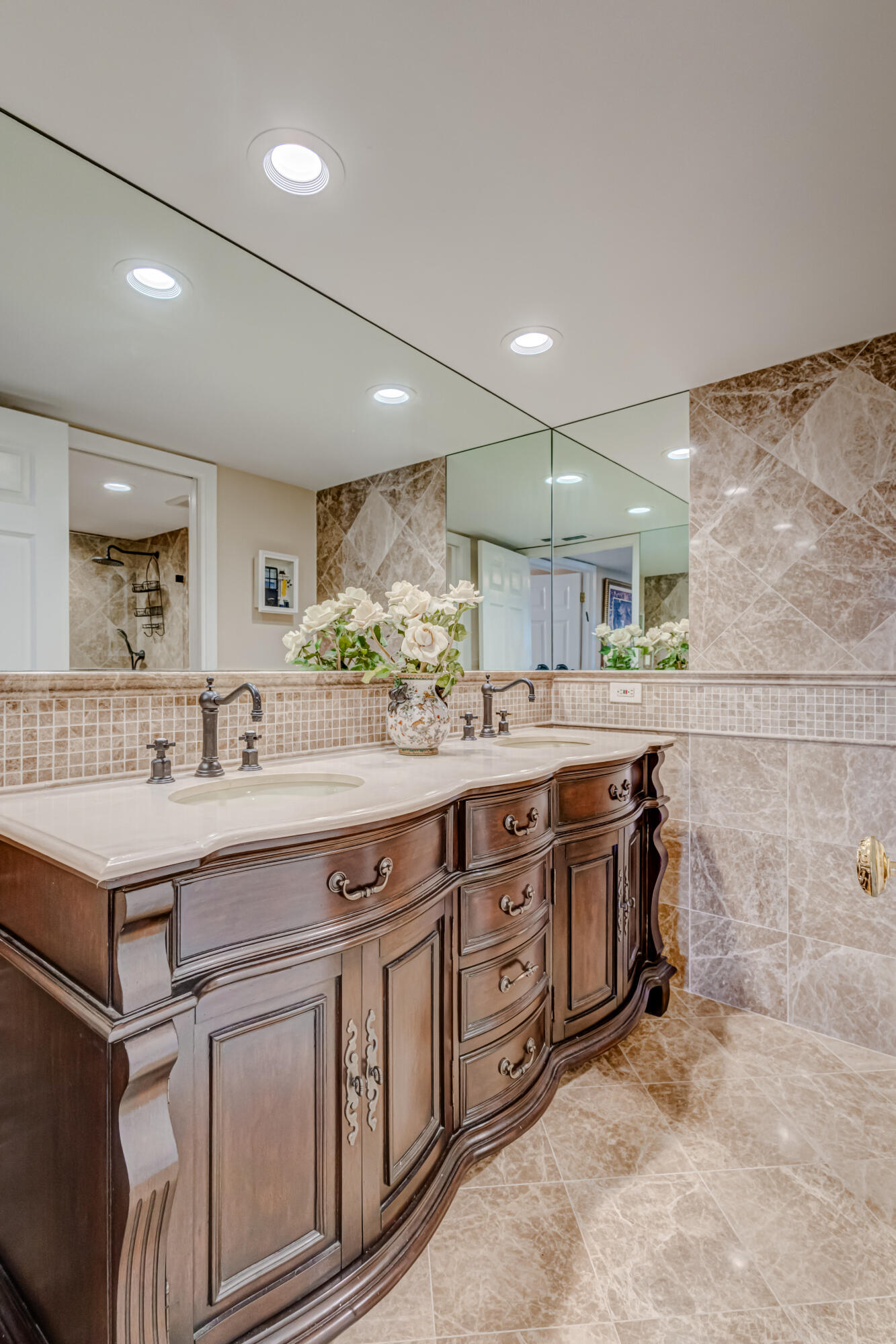 5280 N Ocean Drive 12- B