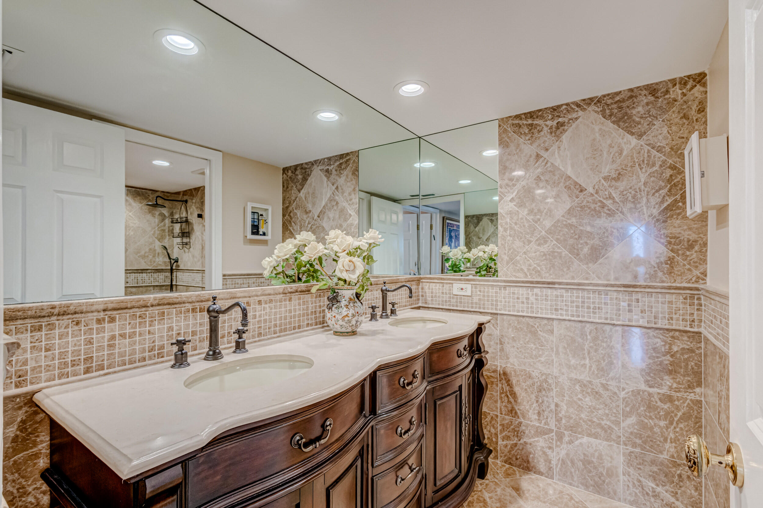 5280 N Ocean Drive 12- B