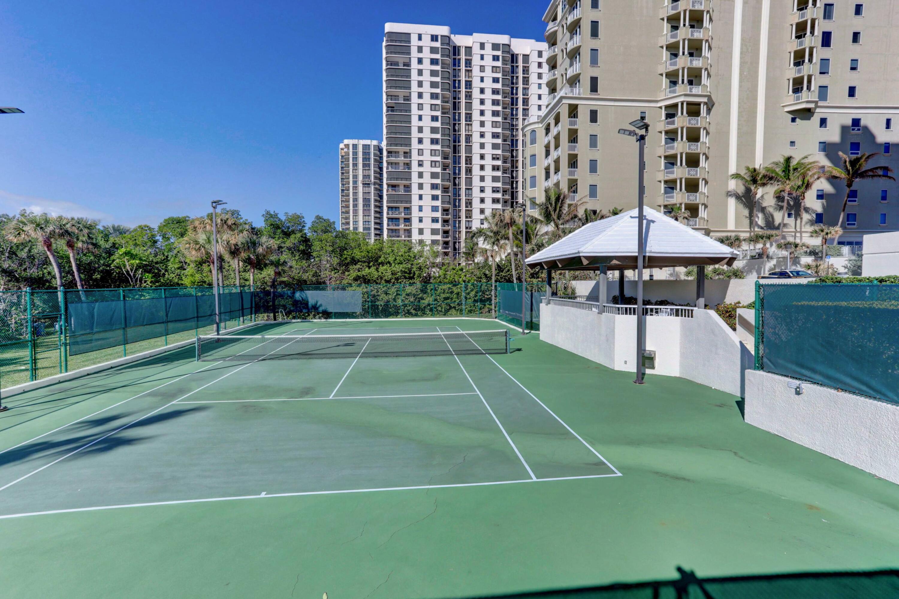 5280 N Ocean Drive 12- B