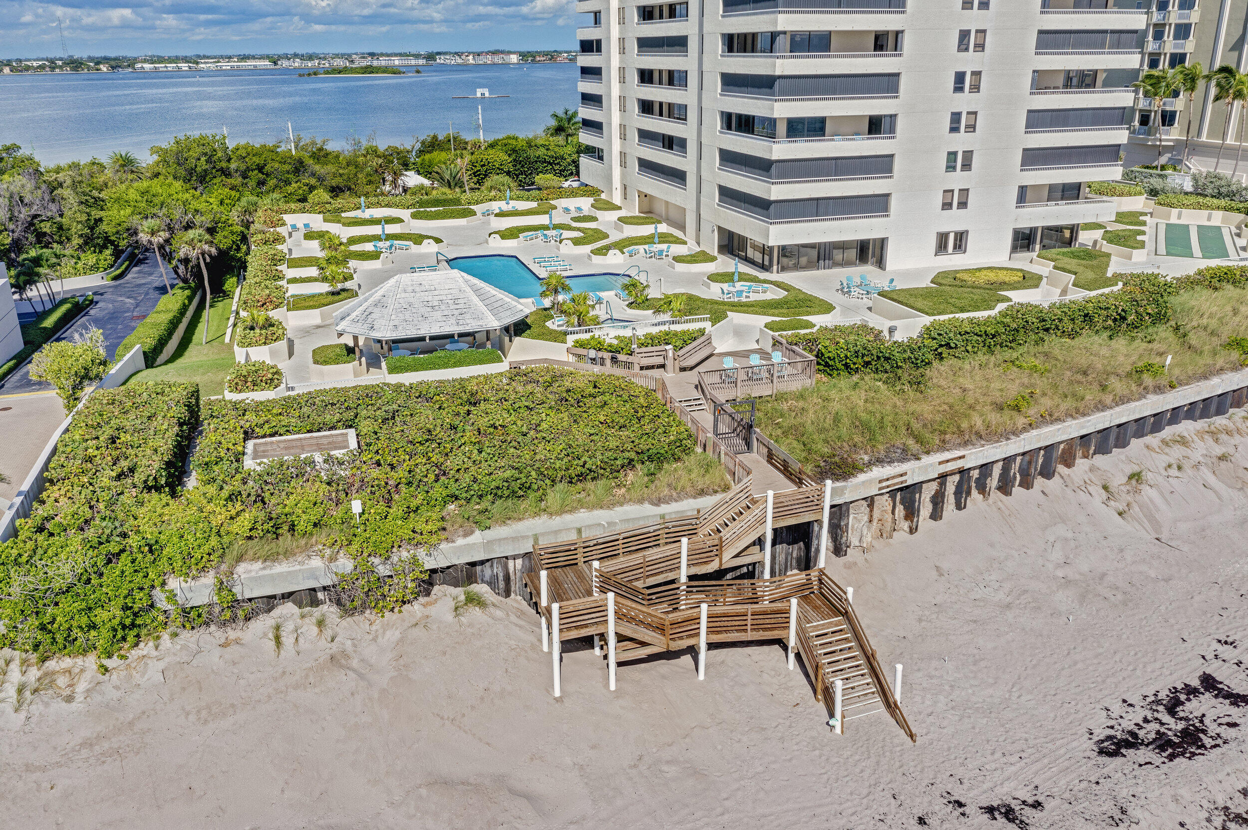 5280 N Ocean Drive 12- B