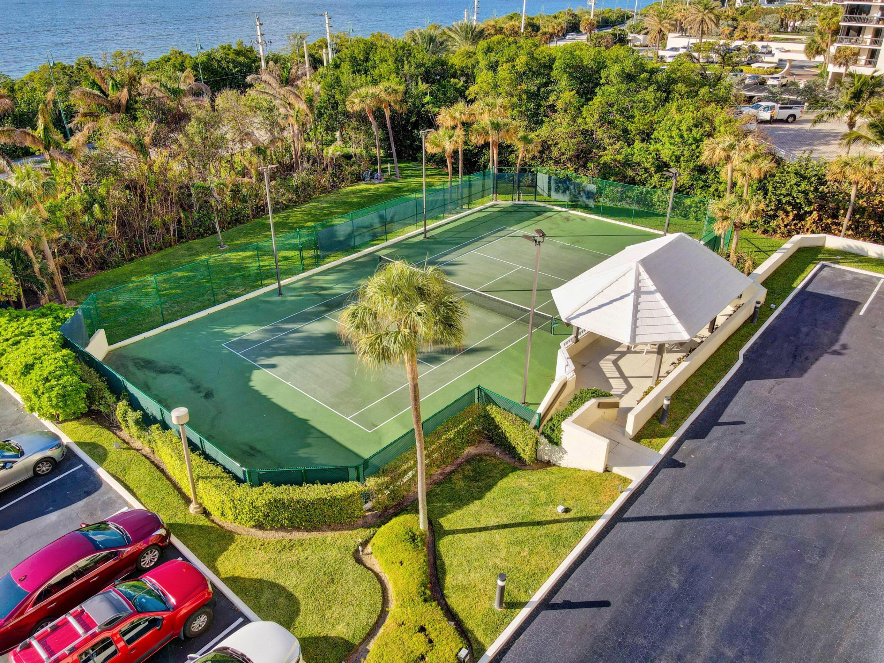 5280 N Ocean Drive 12- B