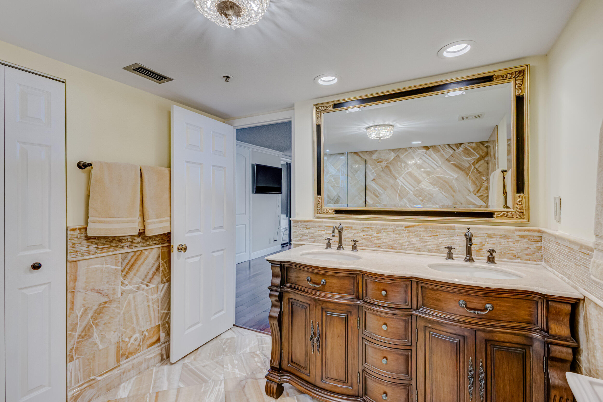 5280 N Ocean Drive 12- B