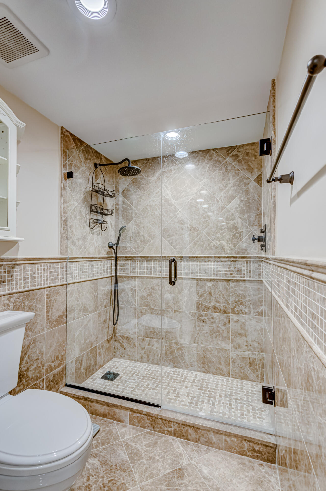 5280 N Ocean Drive 12- B