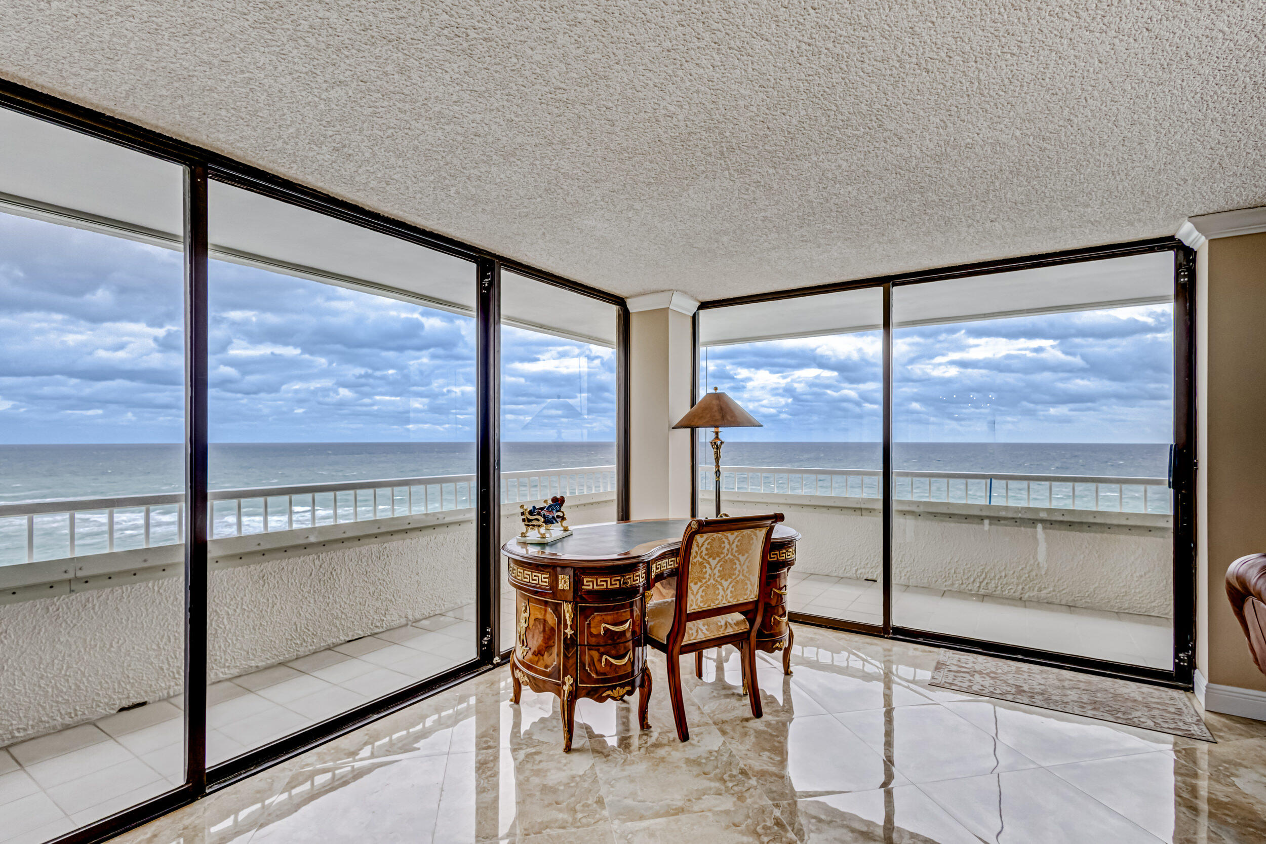5280 N Ocean Drive 12- B