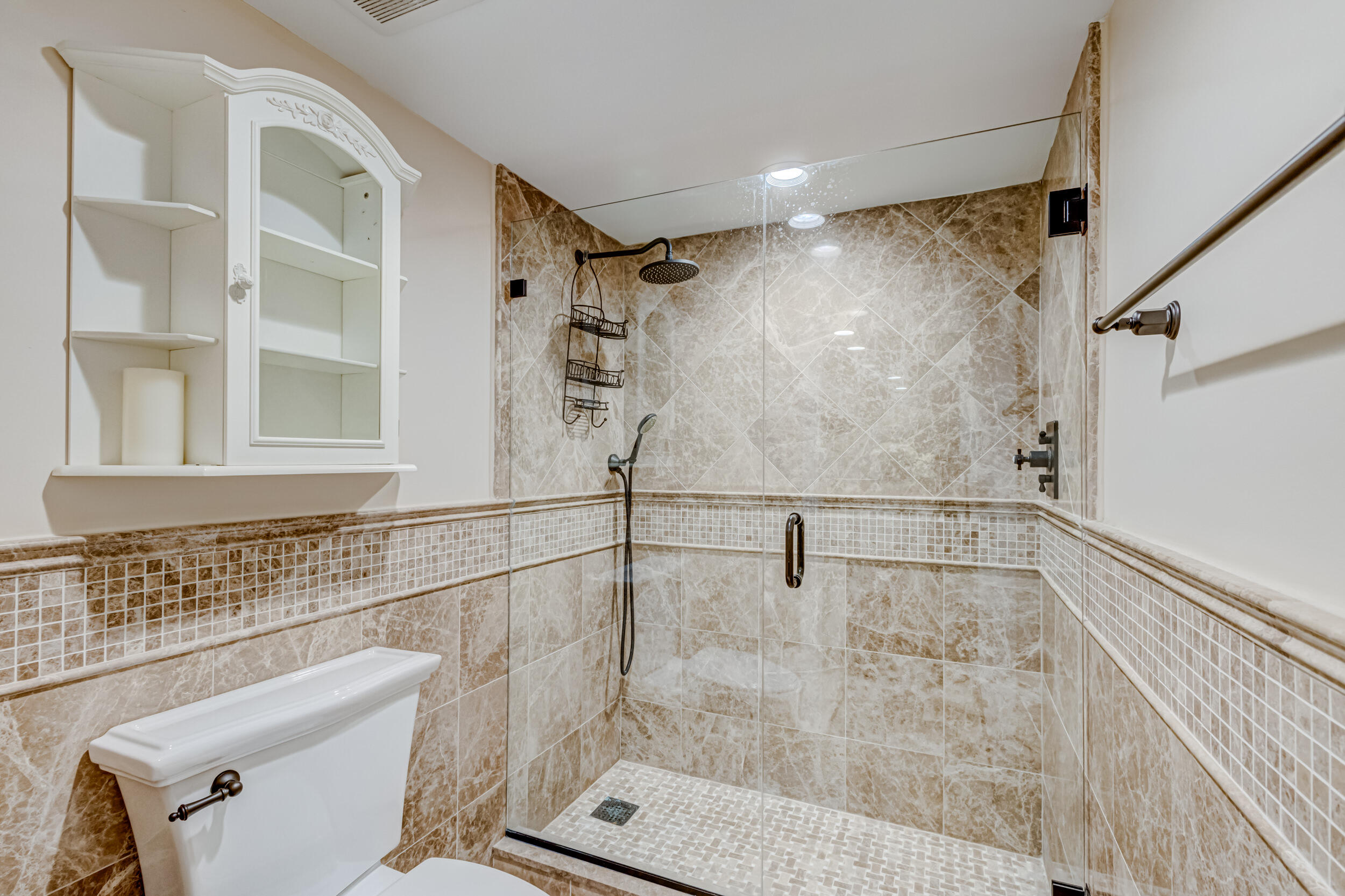 5280 N Ocean Drive 12- B