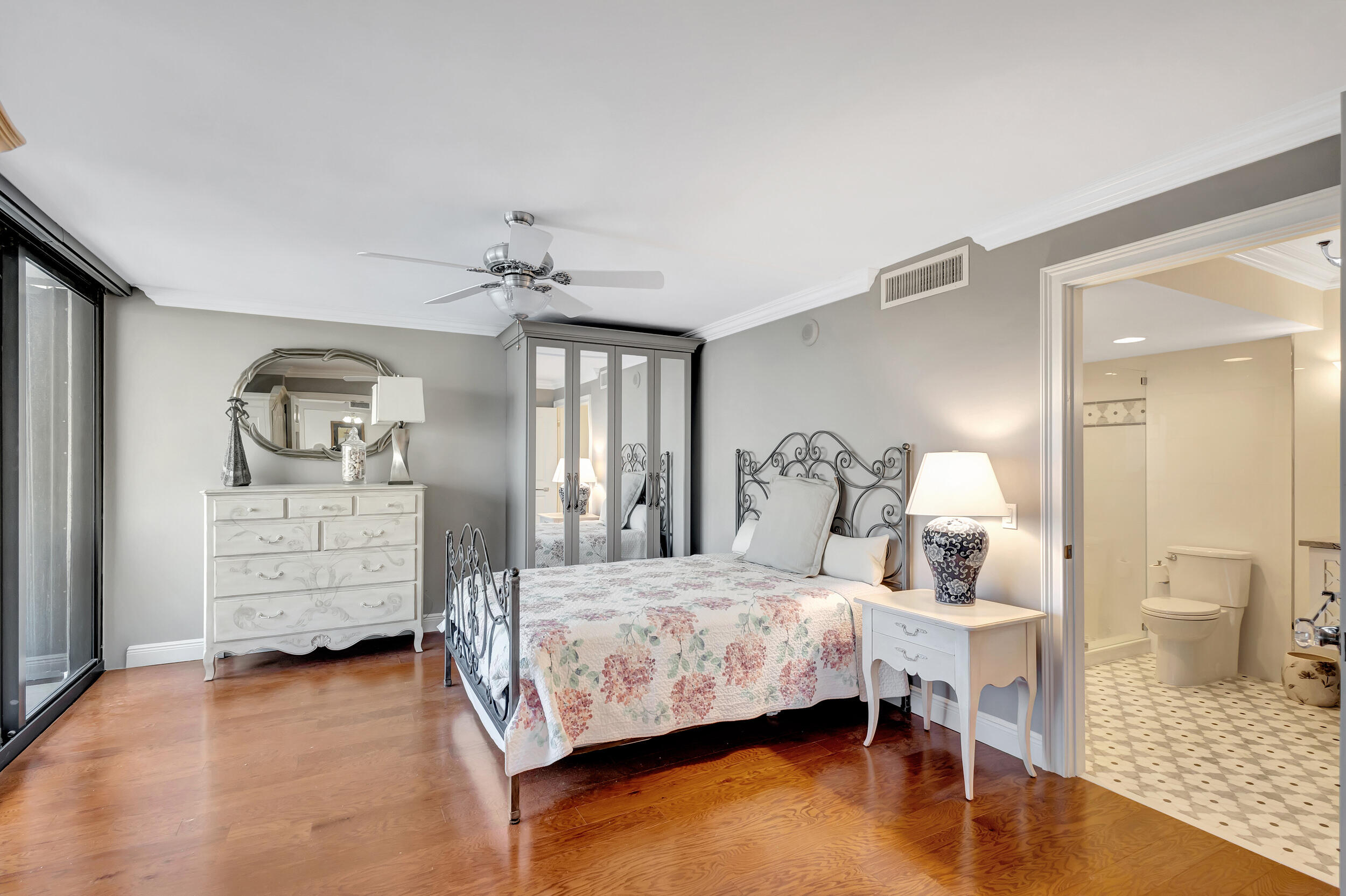 5380 N Ocean Drive 22 - D