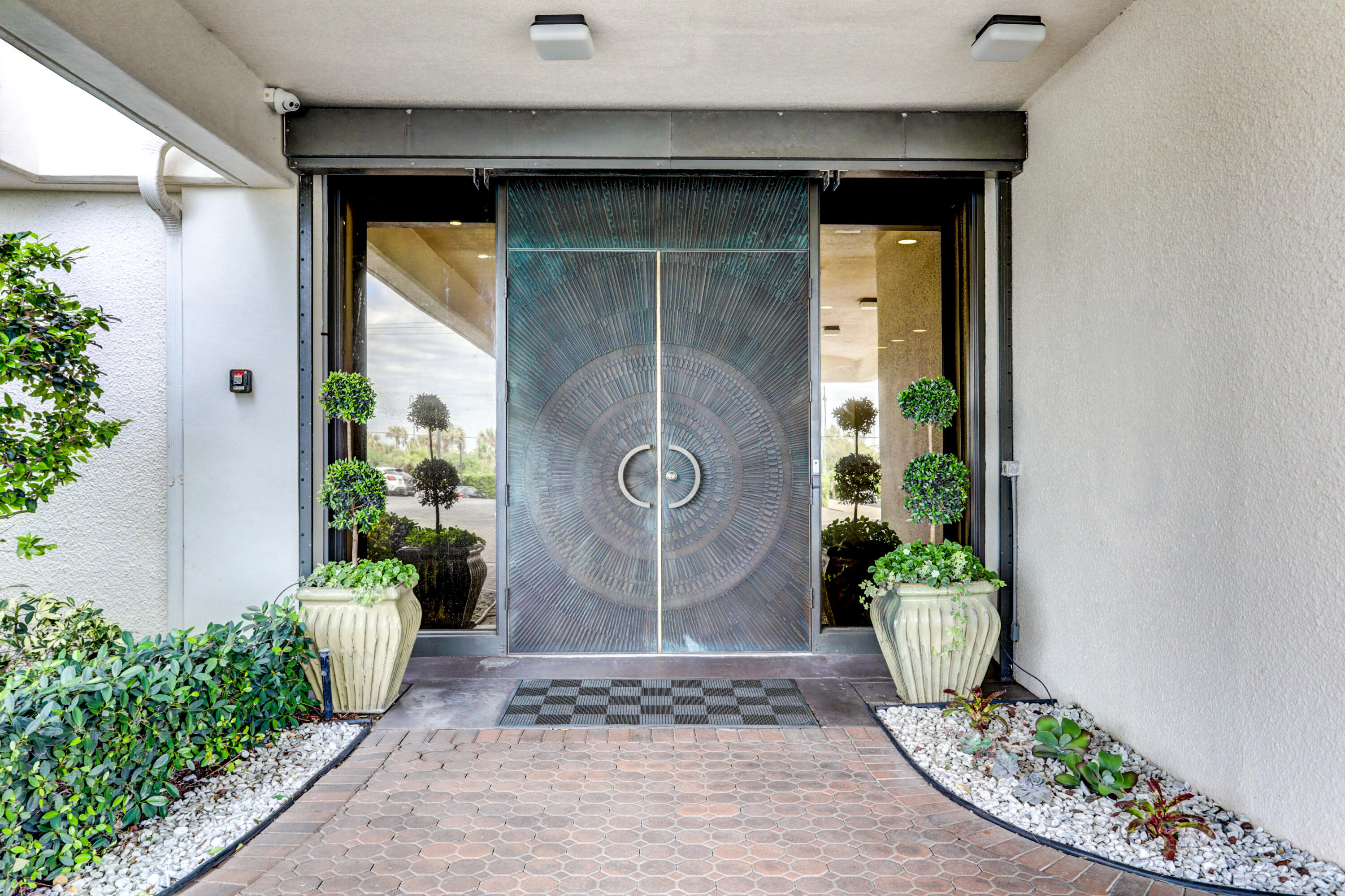 5380 N Ocean Drive 22 - D