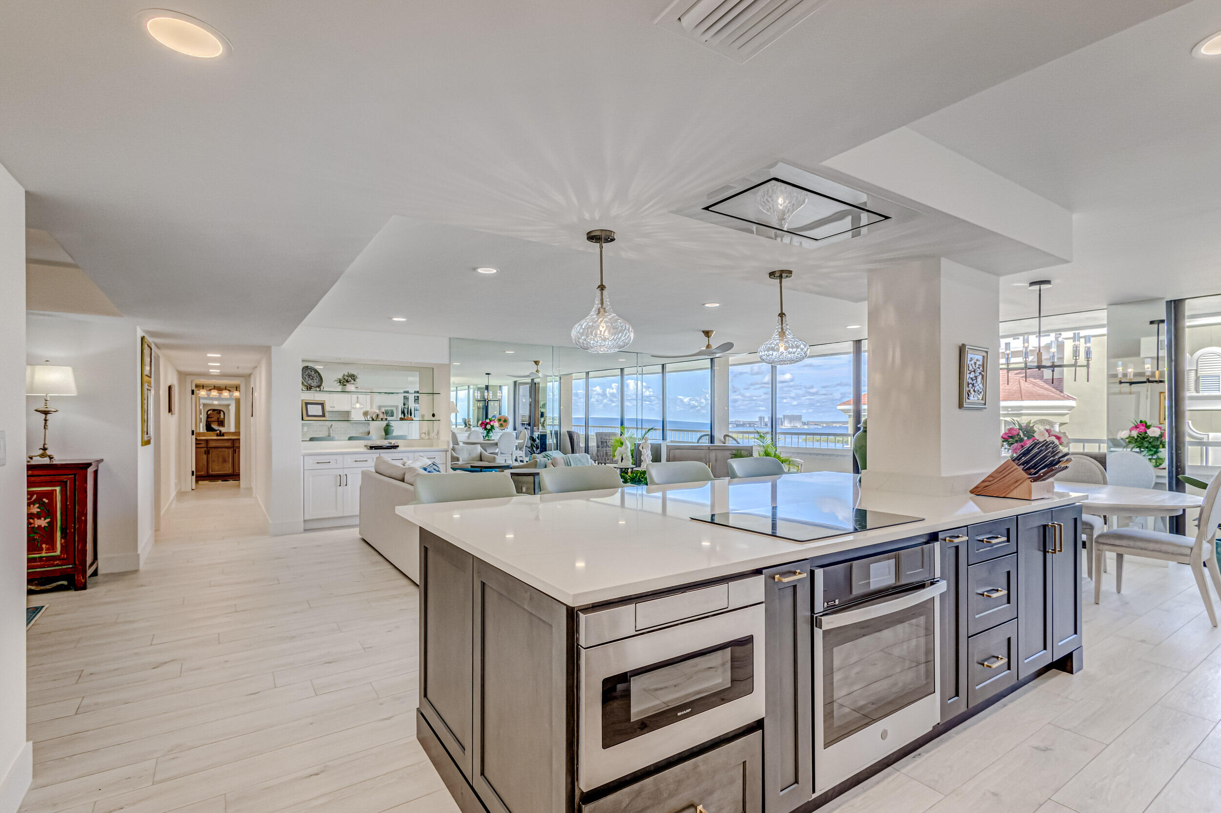 5280 N Ocean Drive 15 C